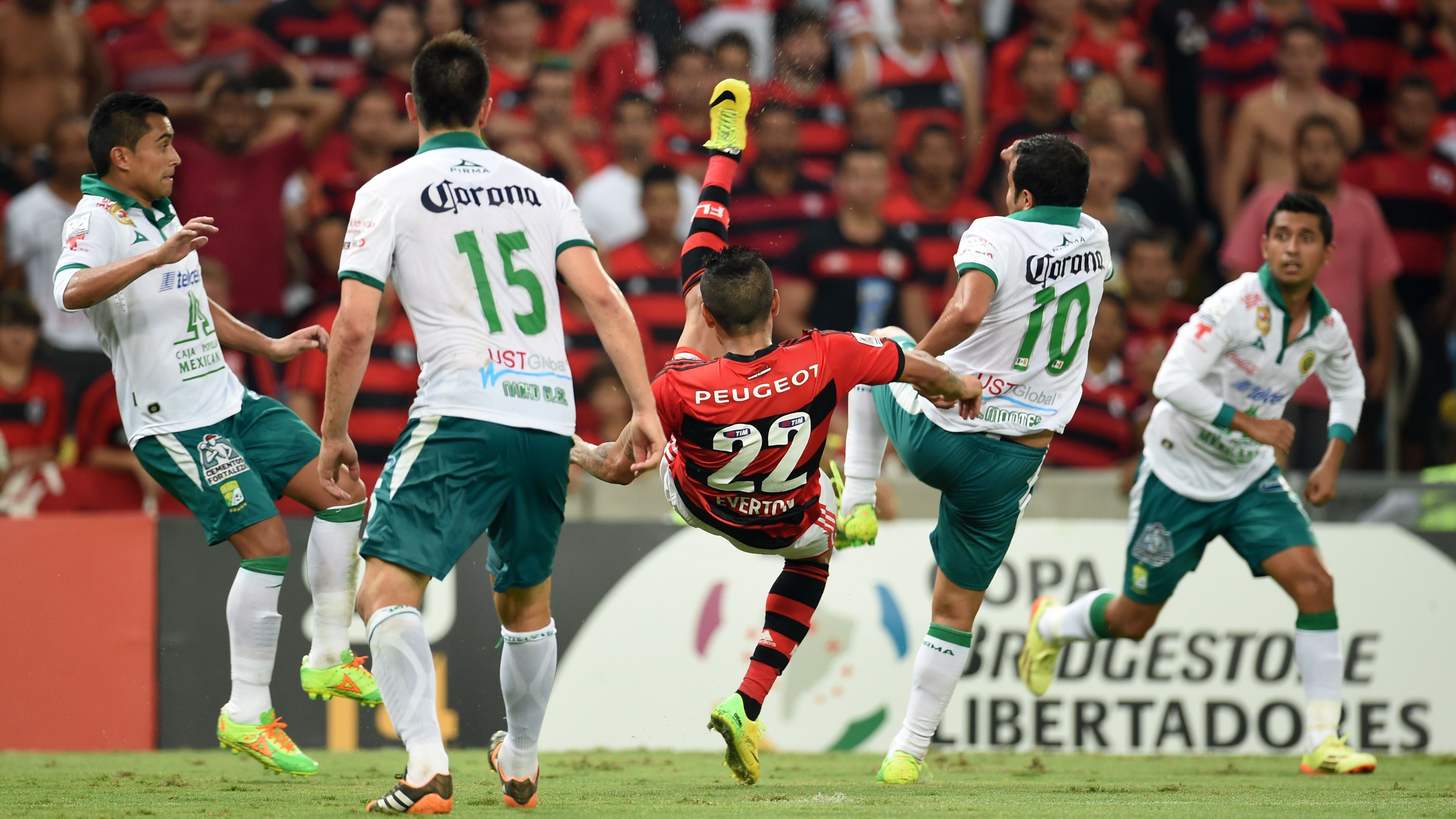 FBL-LIBERTADORES-FLAMENGO-LEON