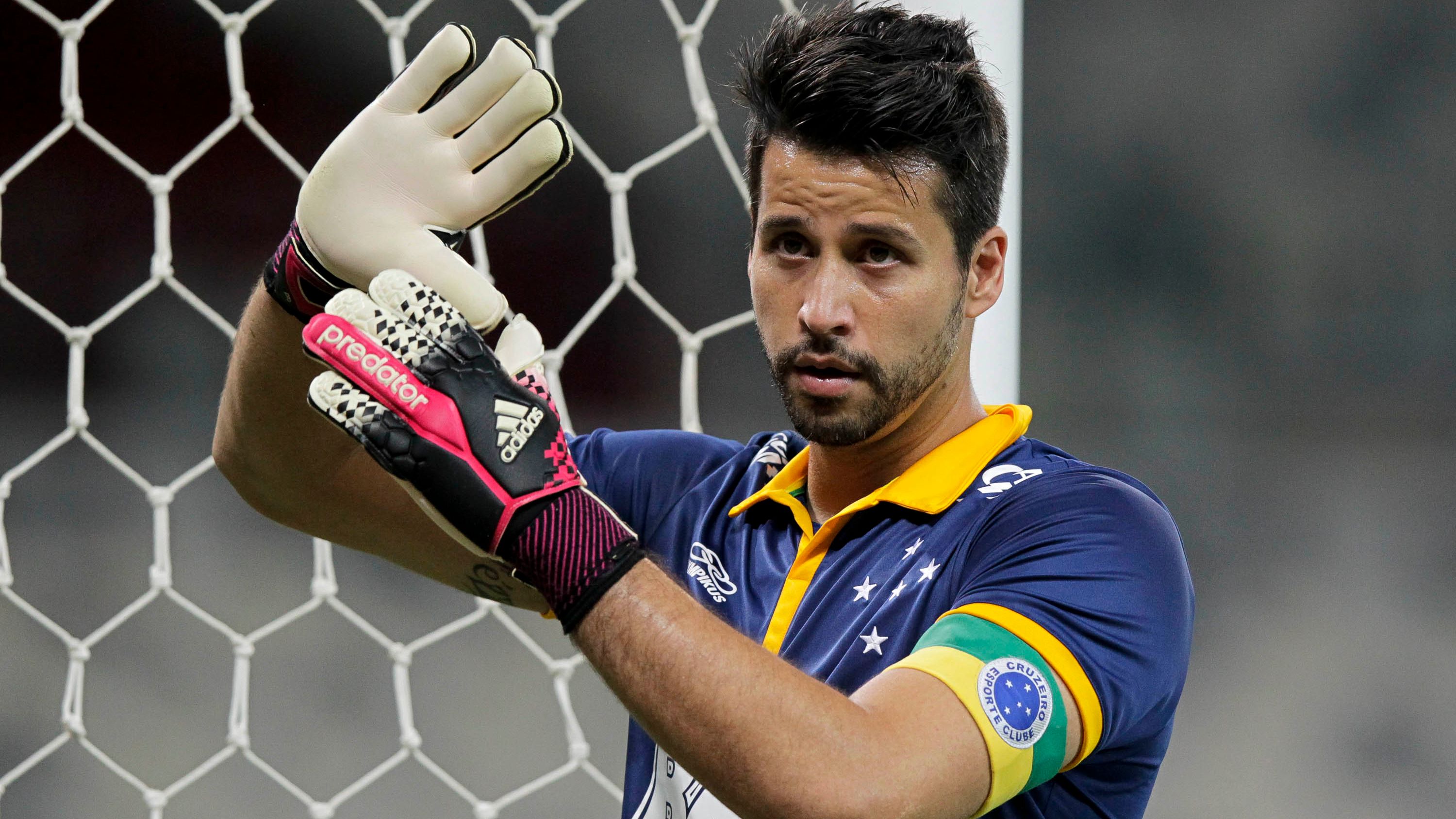 Cruzeiro v Coritiba - Brasileirao Series A 2014