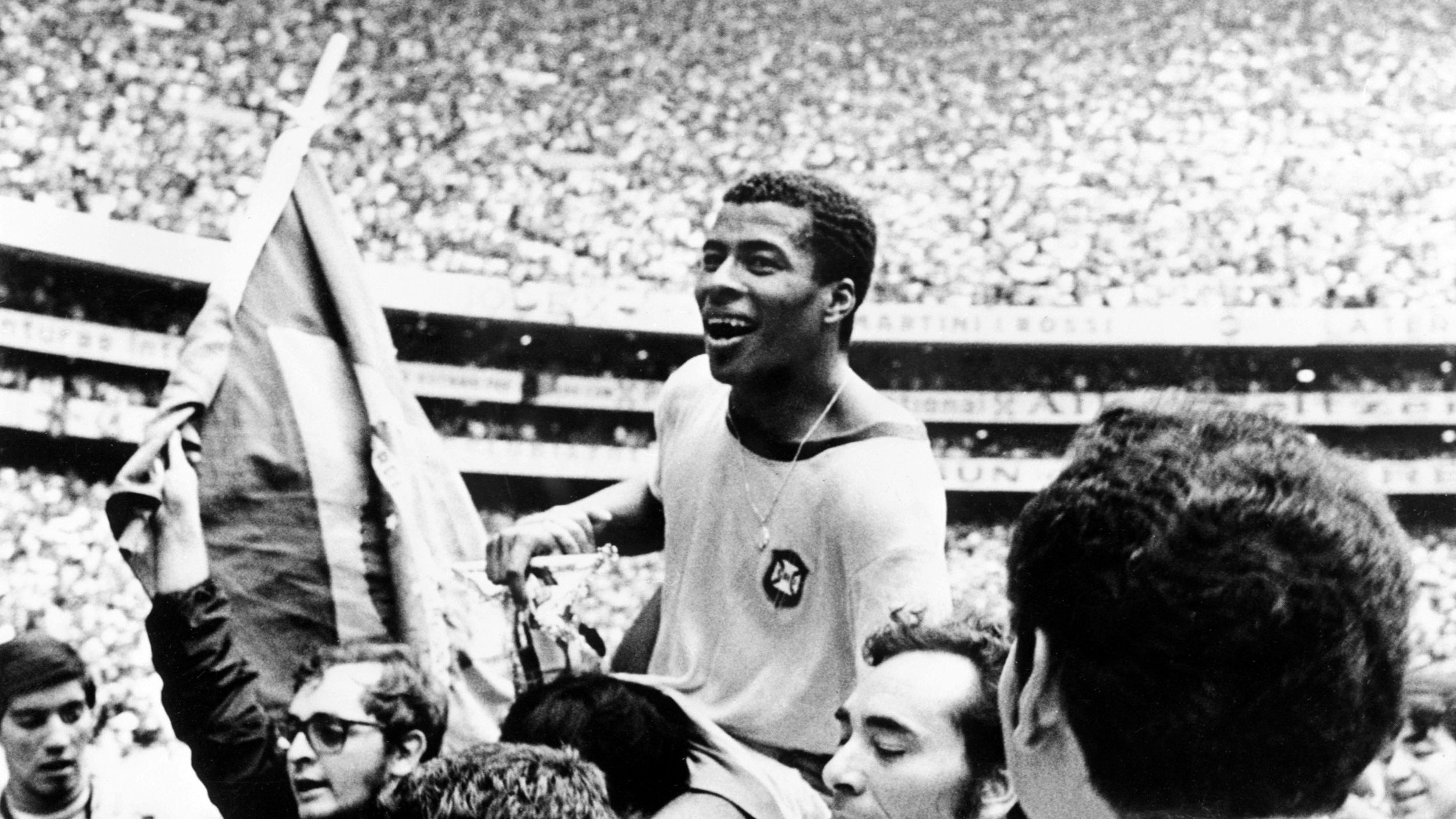 WORLD CUP-1970-BRAZIL-JAIRZINHO