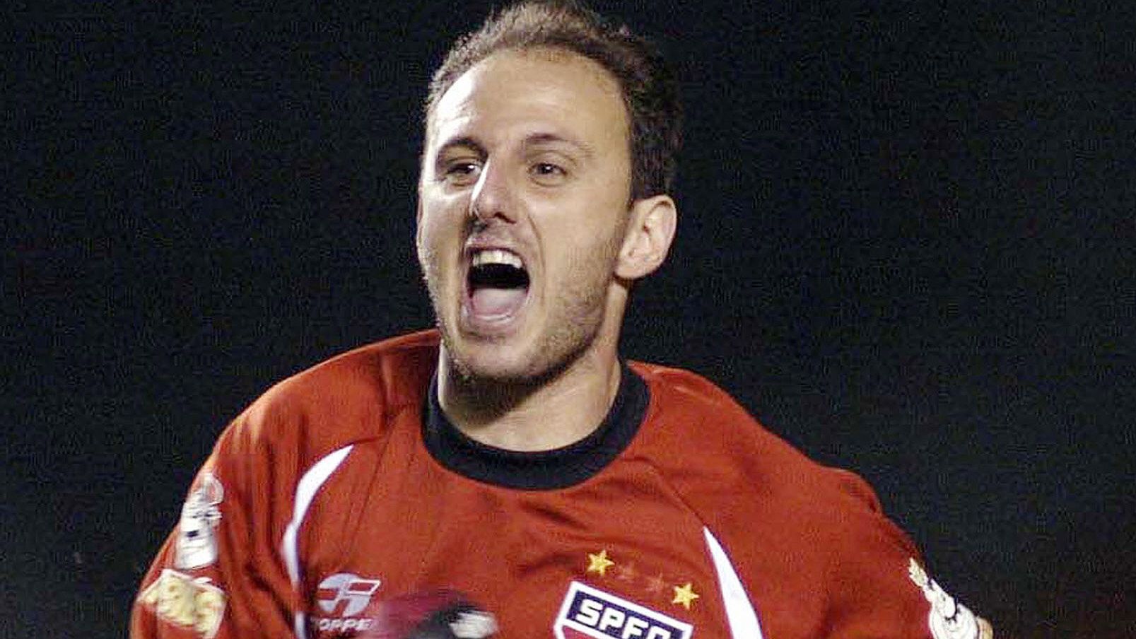 Rogerio Ceni, arquero de Sao Paulo feste