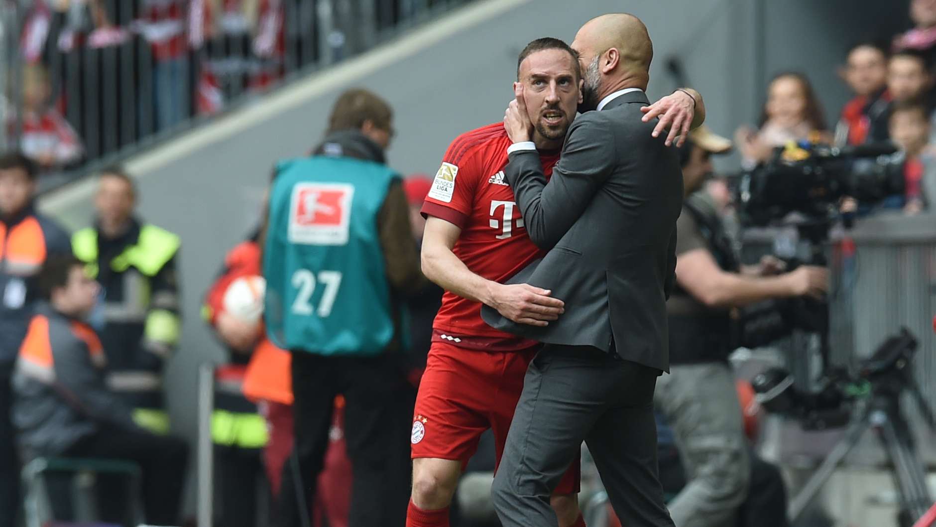 FBL-GER-BUNDESLIGA-BAYERN-MUNICH-EINTRACHT-FRANKFURT