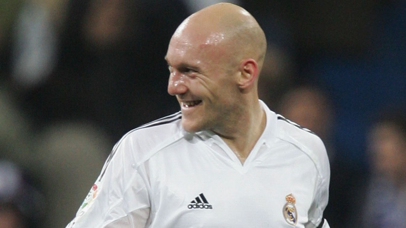 Real Madrid v Zaragoza