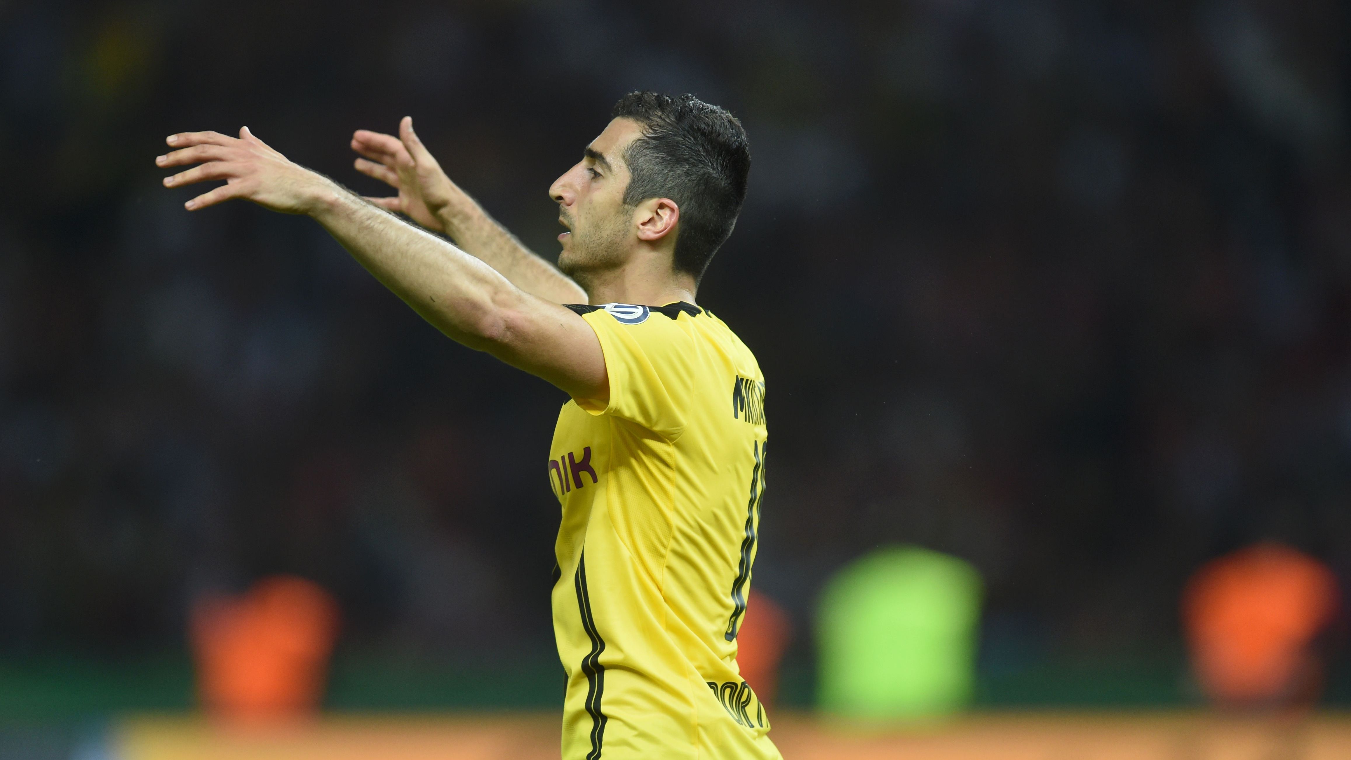 FBL-GER-CUP-BAYERN-MUNICH-DORTMUND