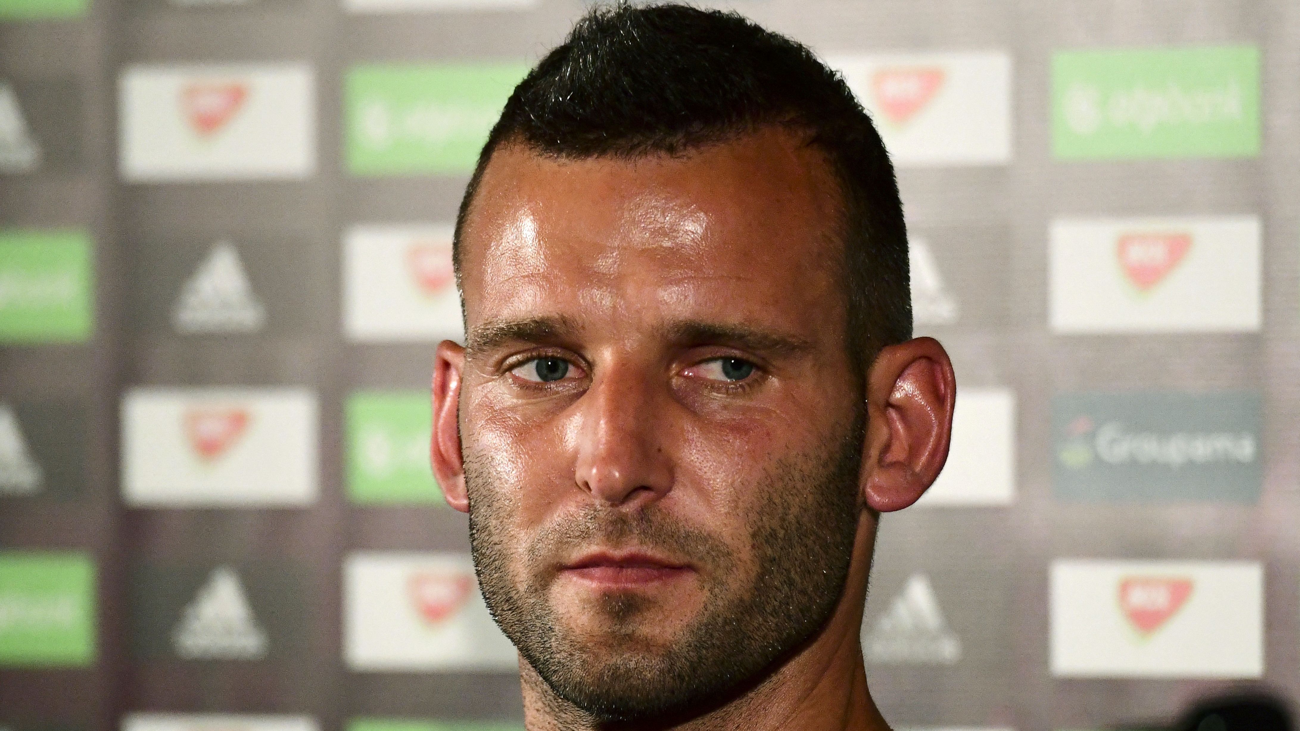 FBL-EURO-2016-HUN-PRESSER