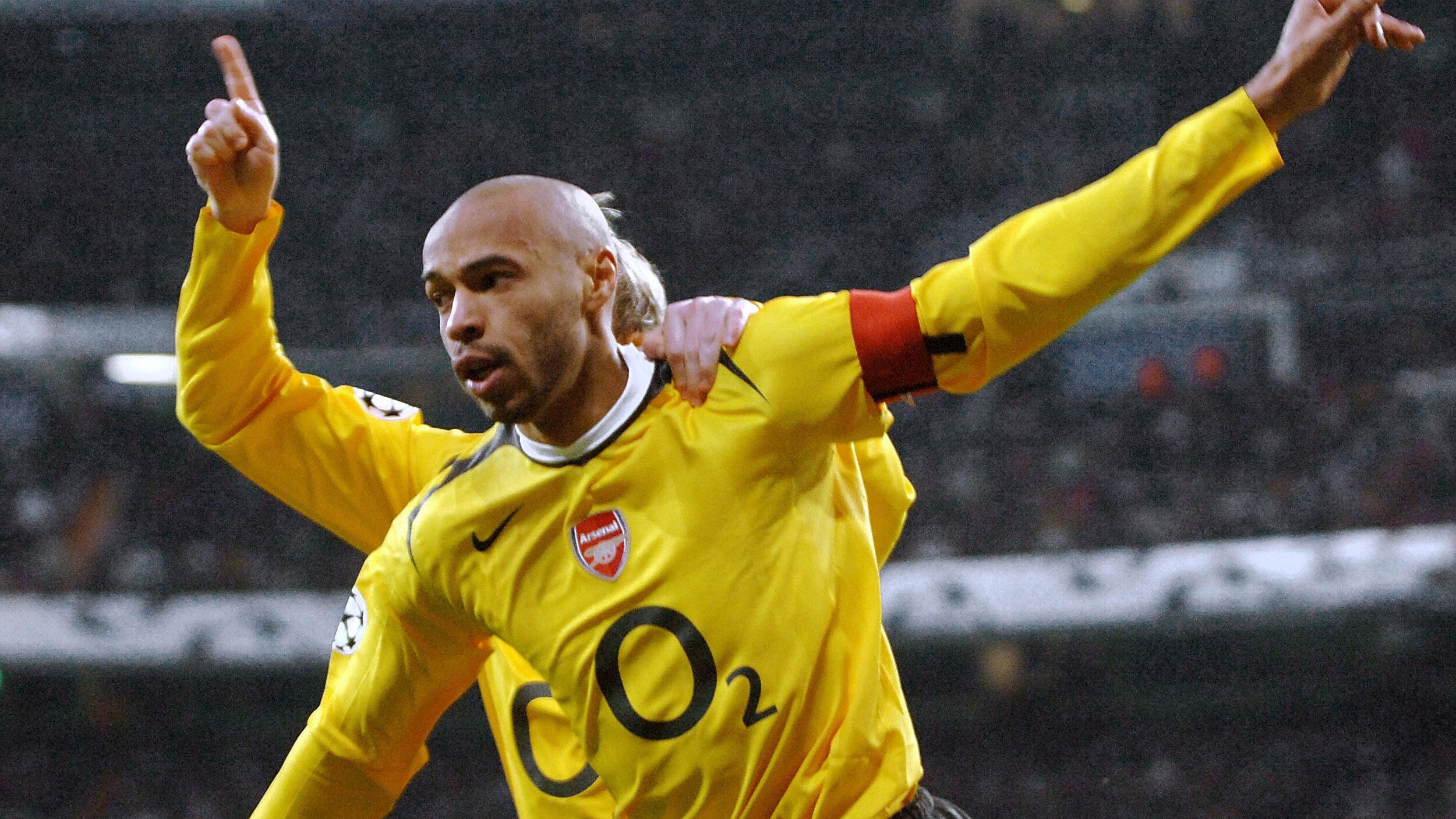 Arsenal's Frenchman Thierry Henry (front