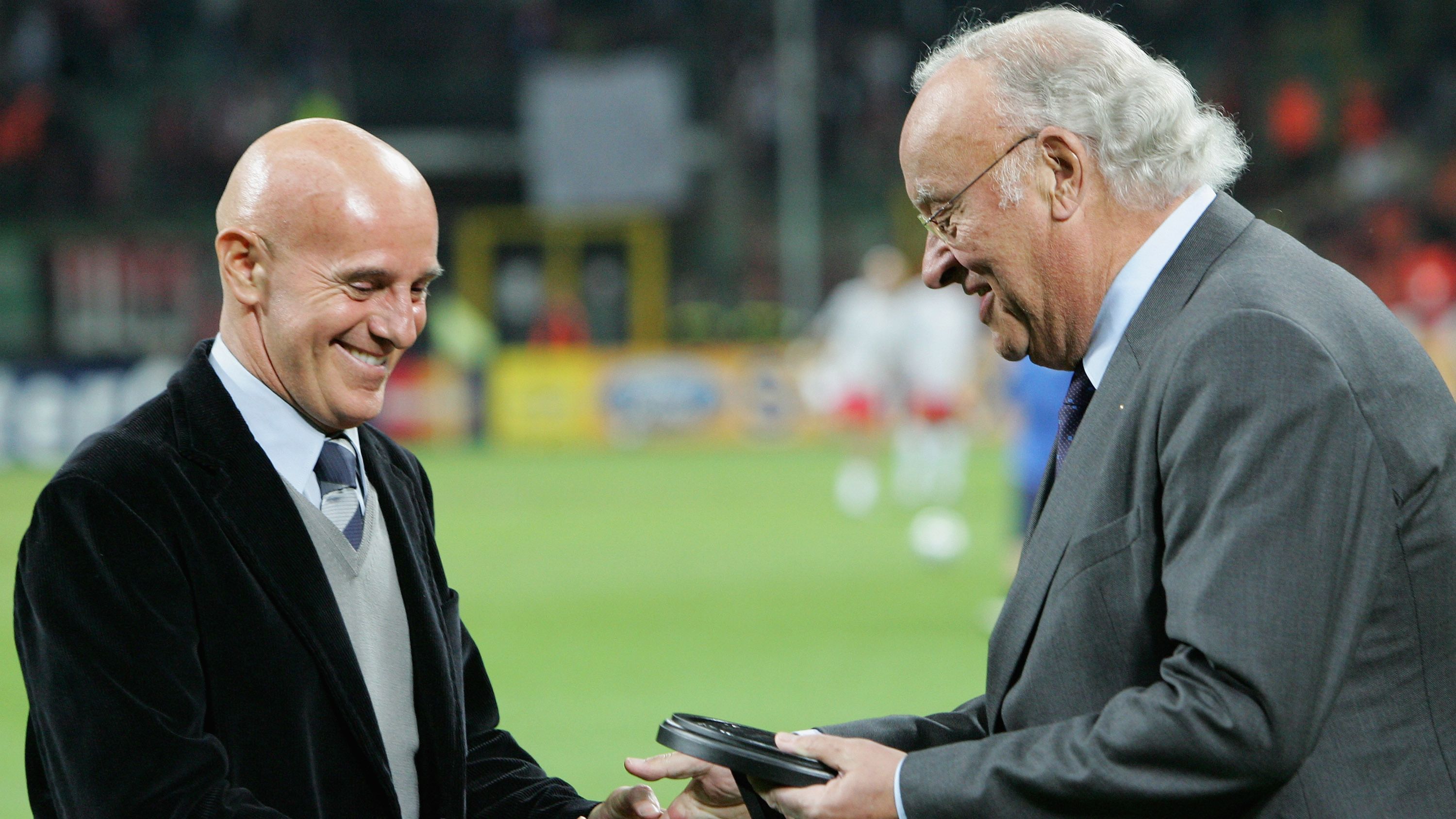 UEFA Champions League: AC Milan v Lyon