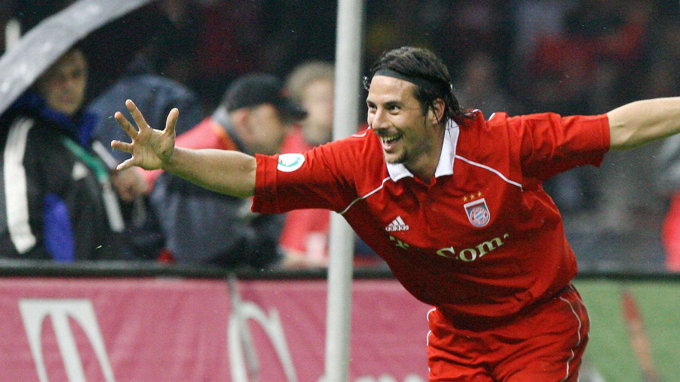 Bayern Munich's Peruvian striker Claudio