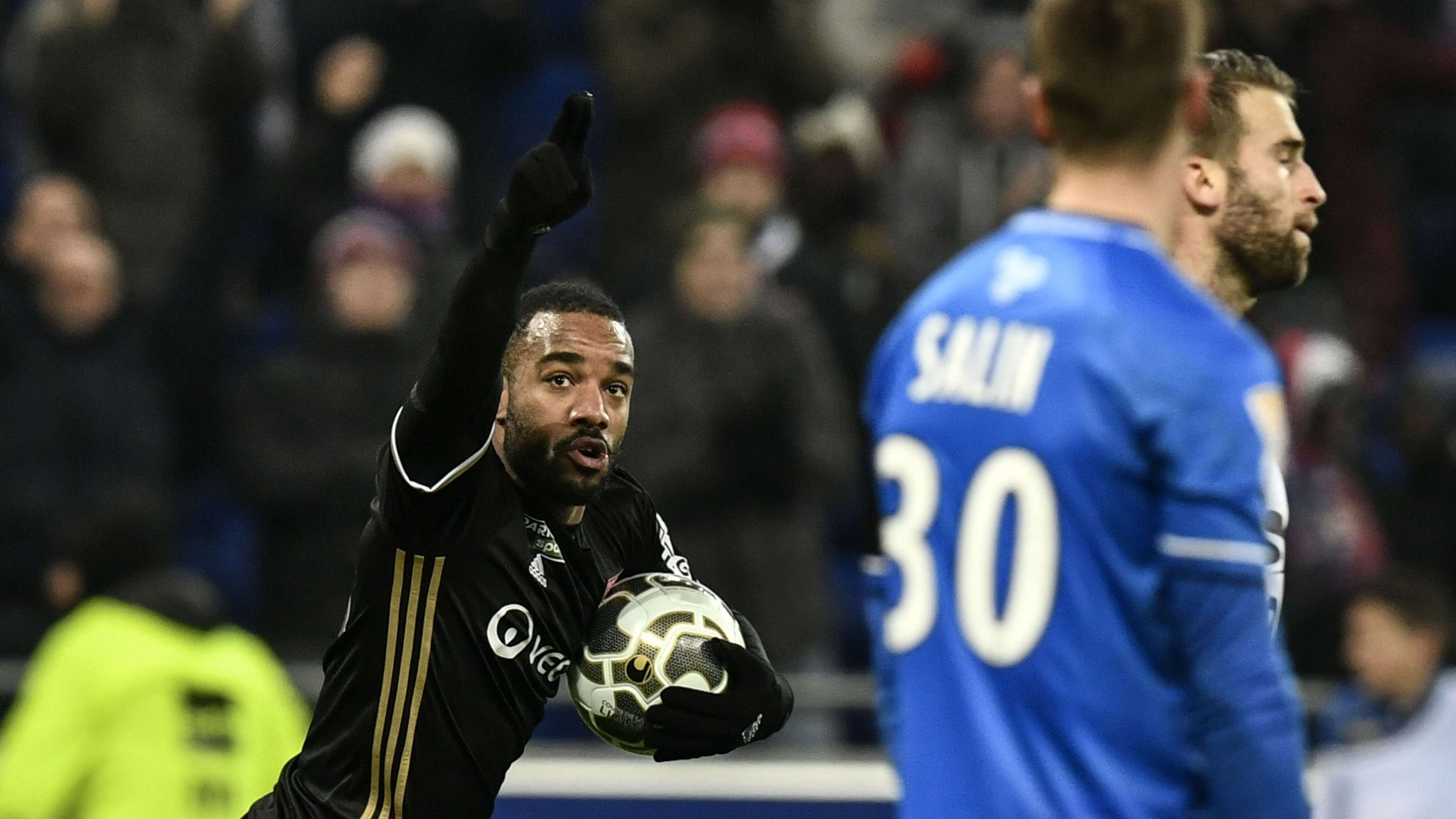 FBL-FRA-LCUP-LYON-GUINGAMP