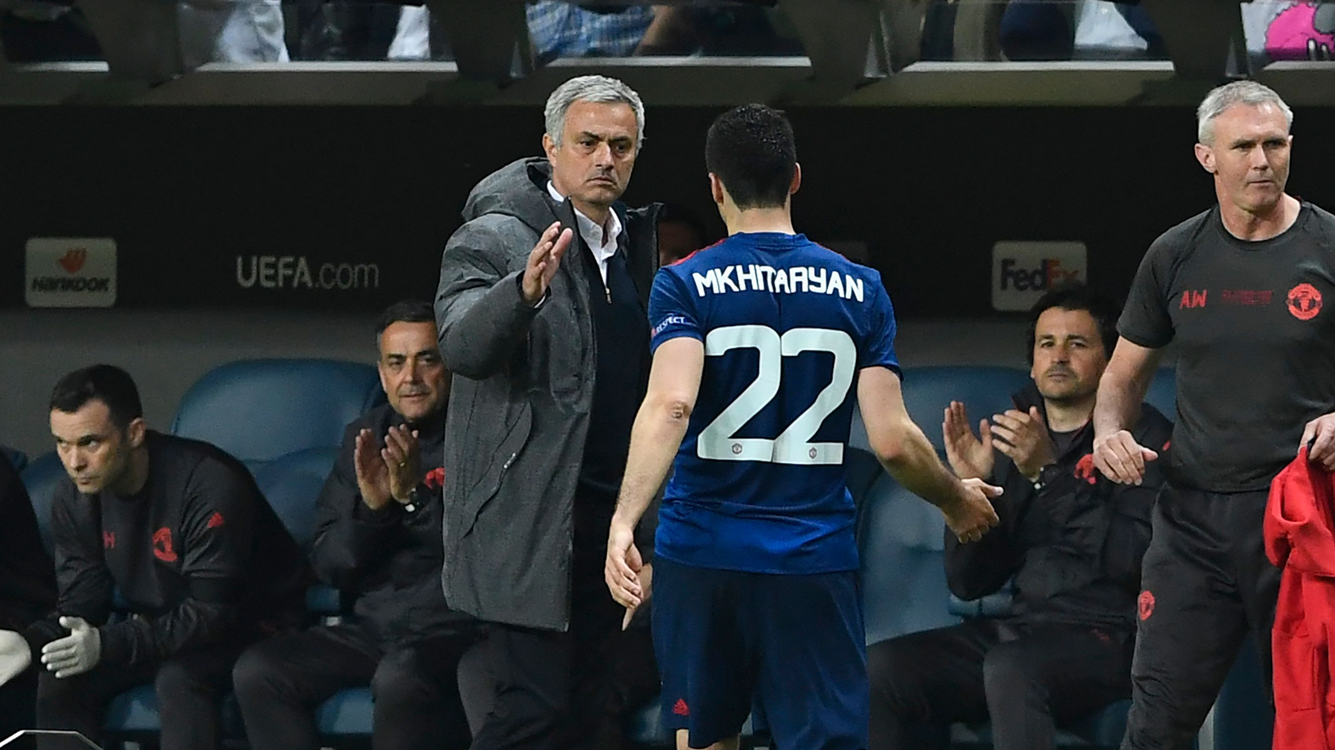 FBL-EUR-C3-AJAX-MAN UTD