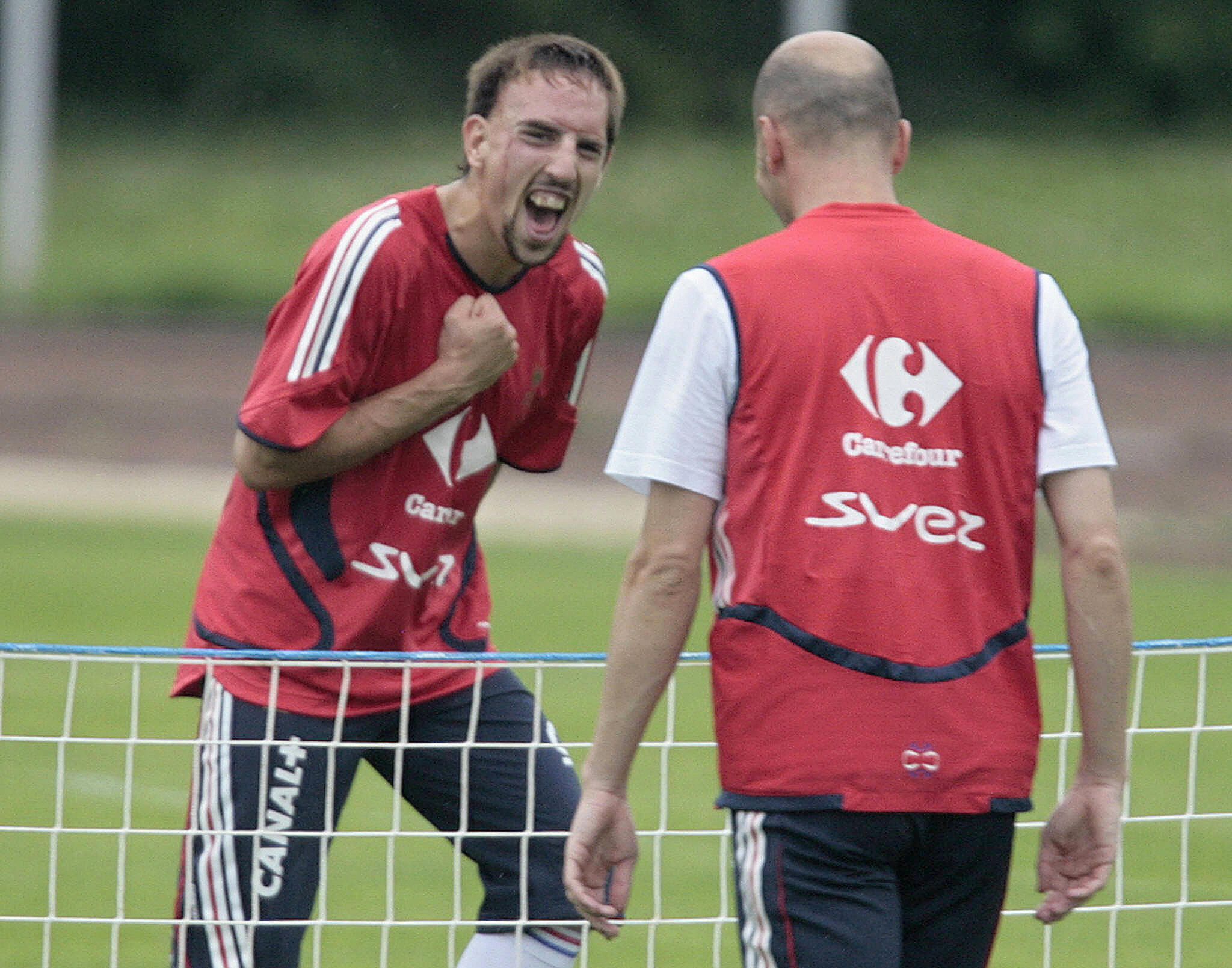 French football forward Franck Ribery (L