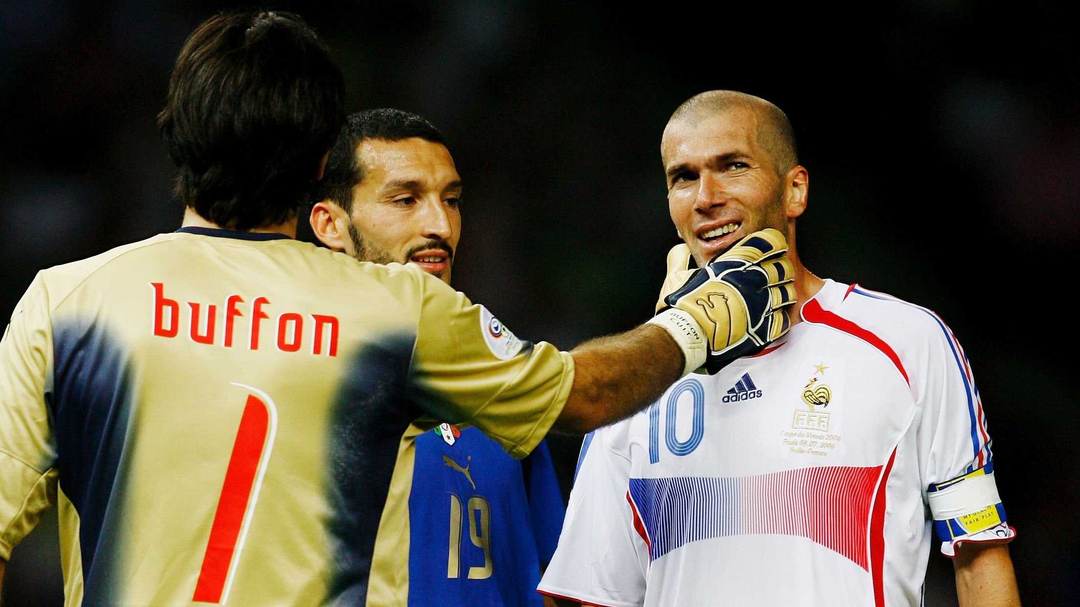 k*y様 プーマ 2006年 イタリア代表 ワールドカップ マルコ・マテラッツィ マルコ・マテラッツィが2006年のFIFAワールドカップ決勝でフランスに