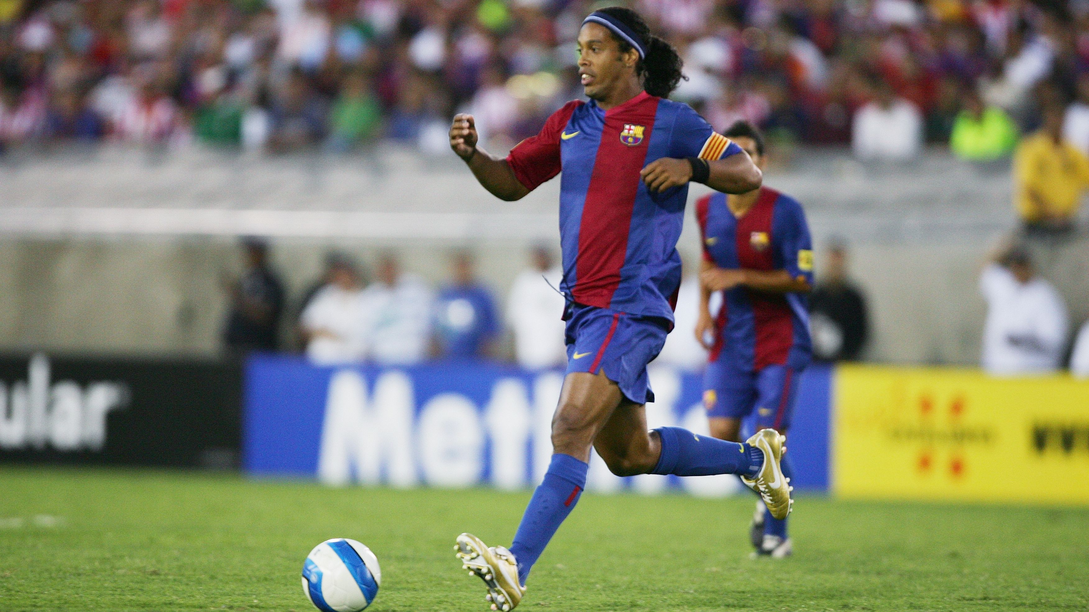 Barcelona v Chivas Guadalajara