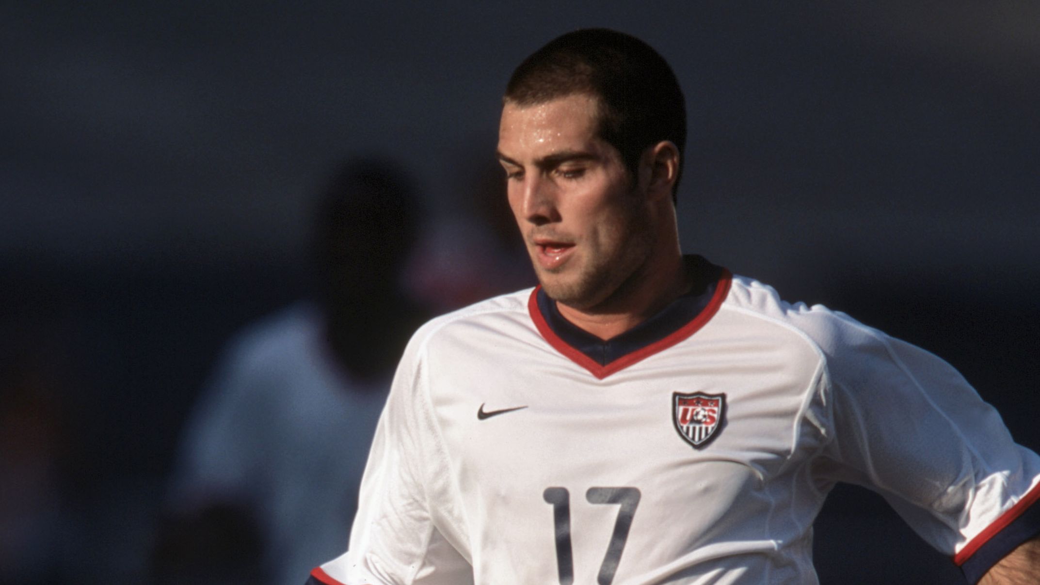 Carlos Bocanegra dribbles the ball