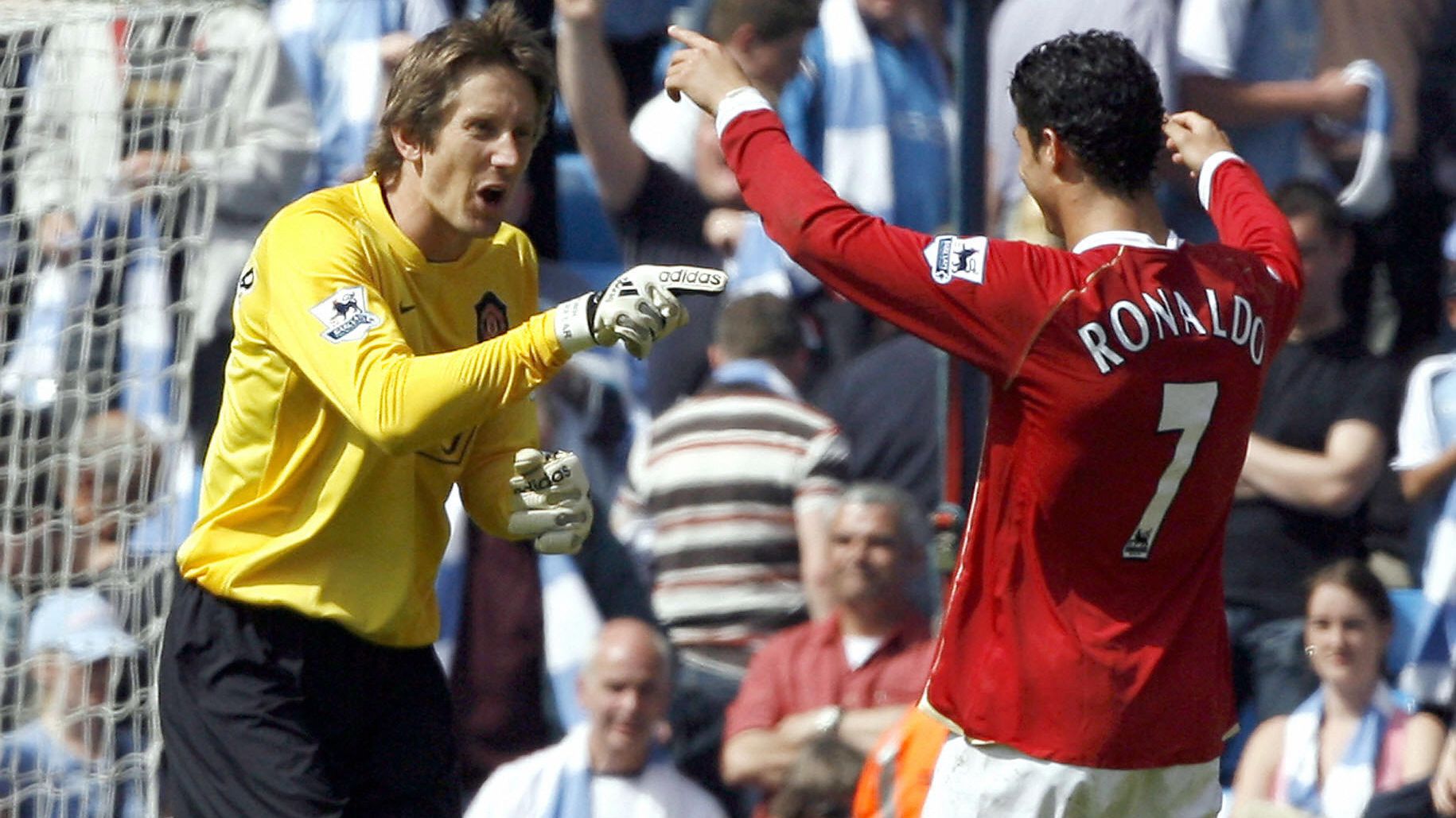 Manchester United's Dutch goalkeeper Edw...