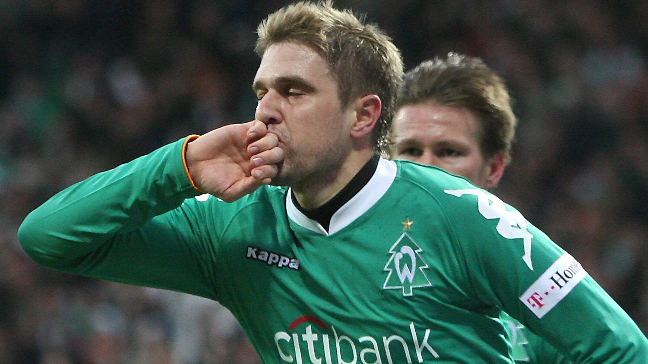 RESTRICTIONS / EMBARGO - ONLINE CLIENTS