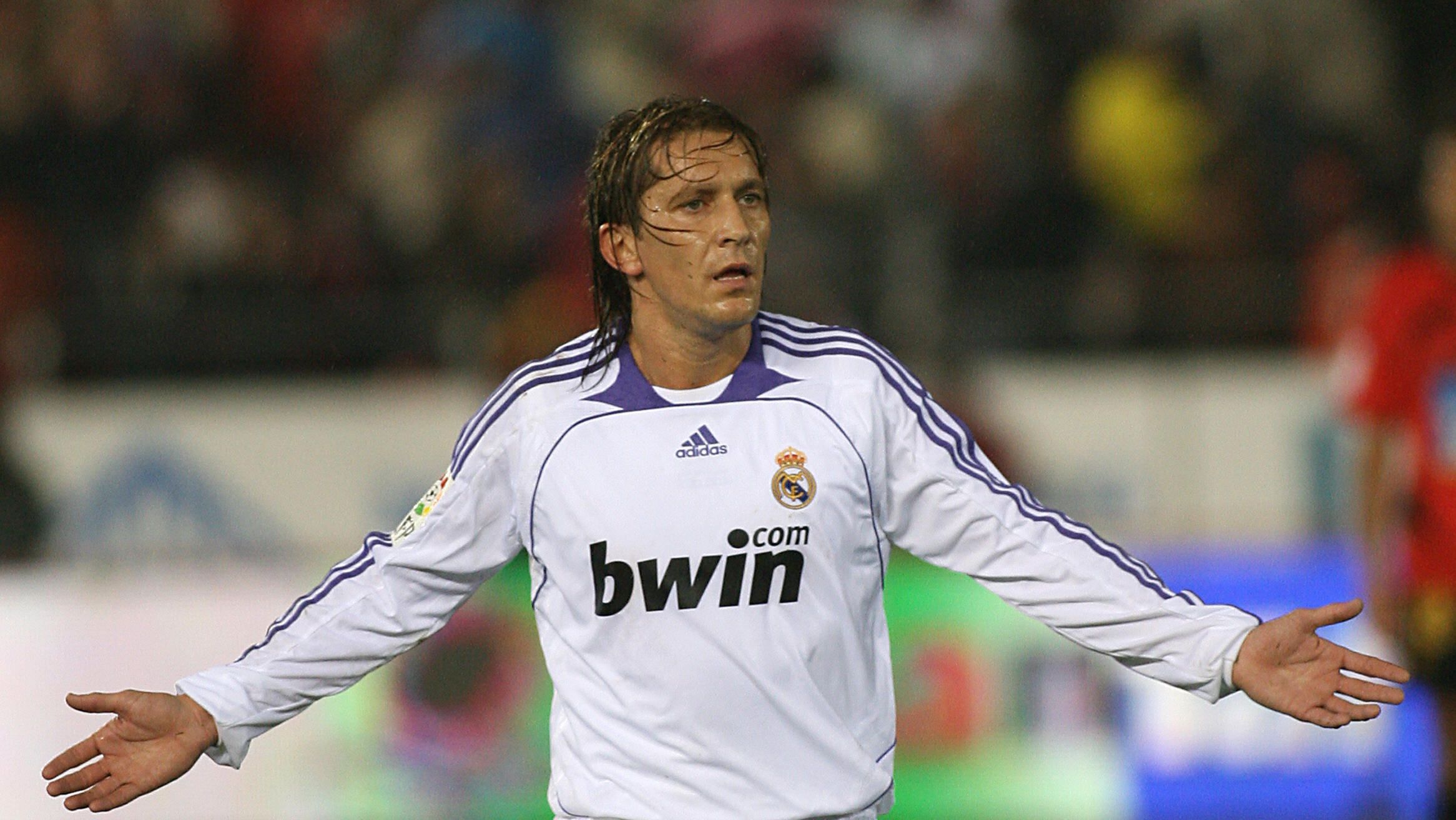 Real Madrid's  Michel Salgado reacts dur