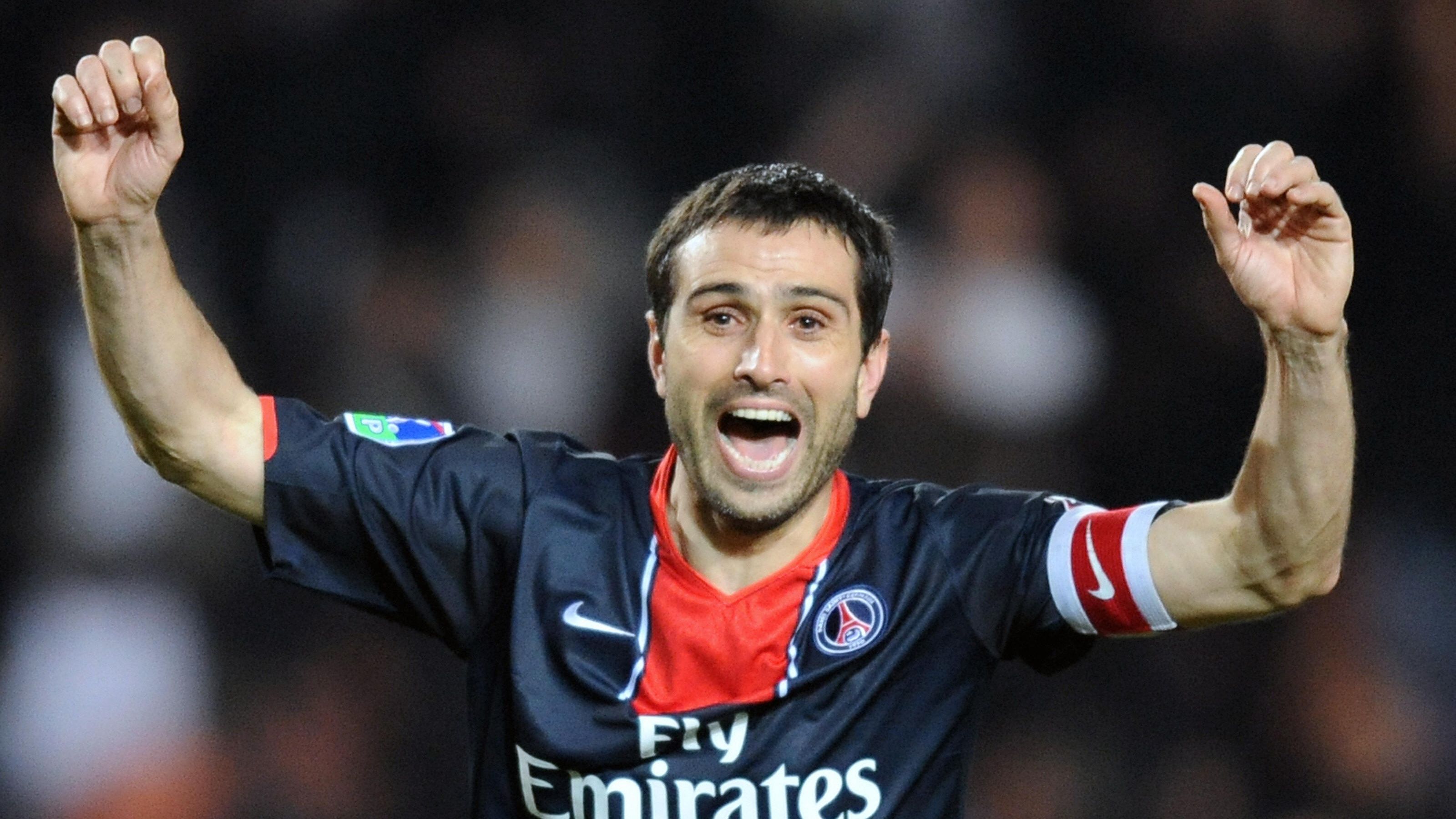 Paris's forward Pedro Miguel Pauleta cel
