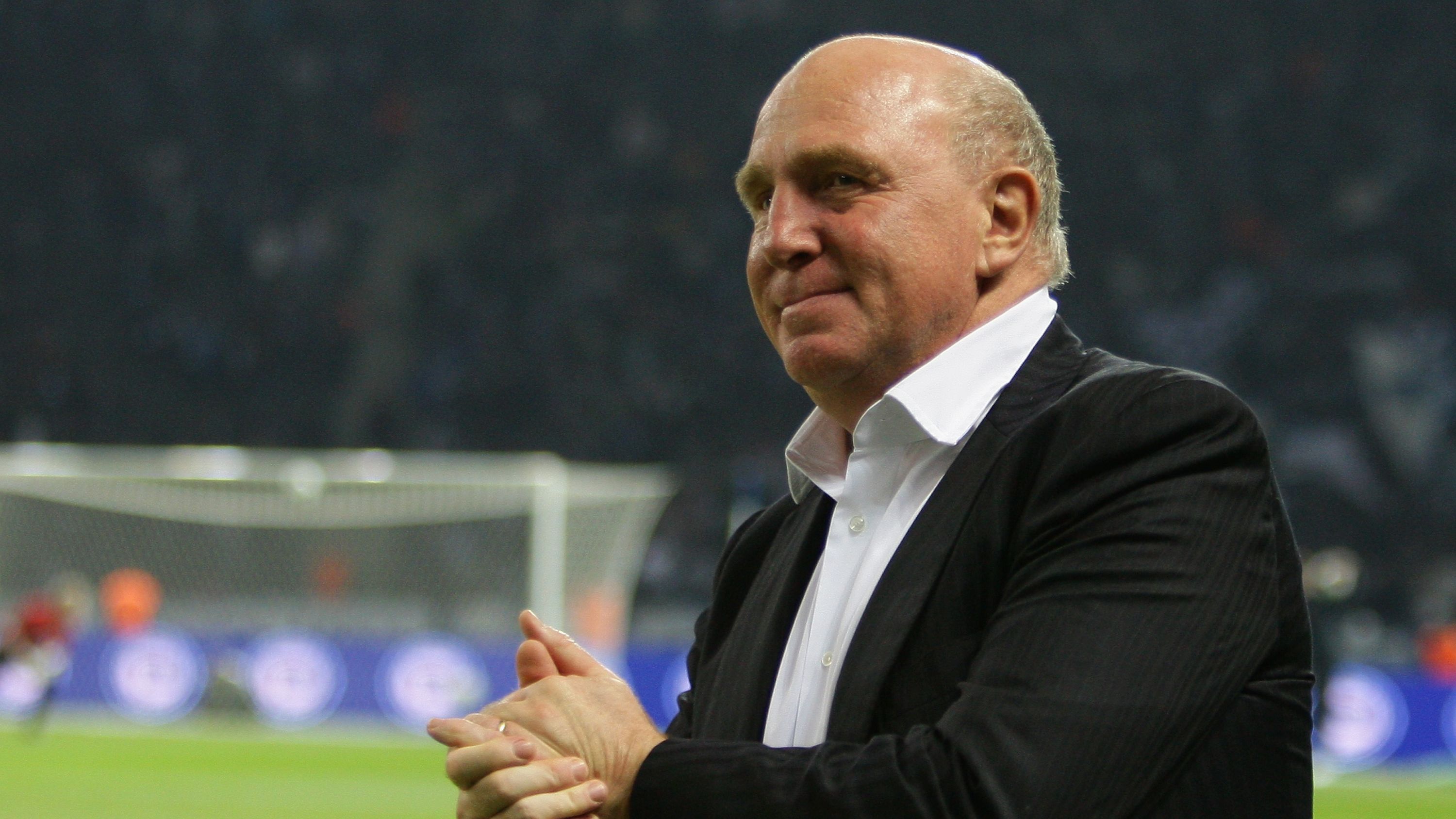 Hertha BSC Berlin v Benfica Lisbon - UEFA Cup