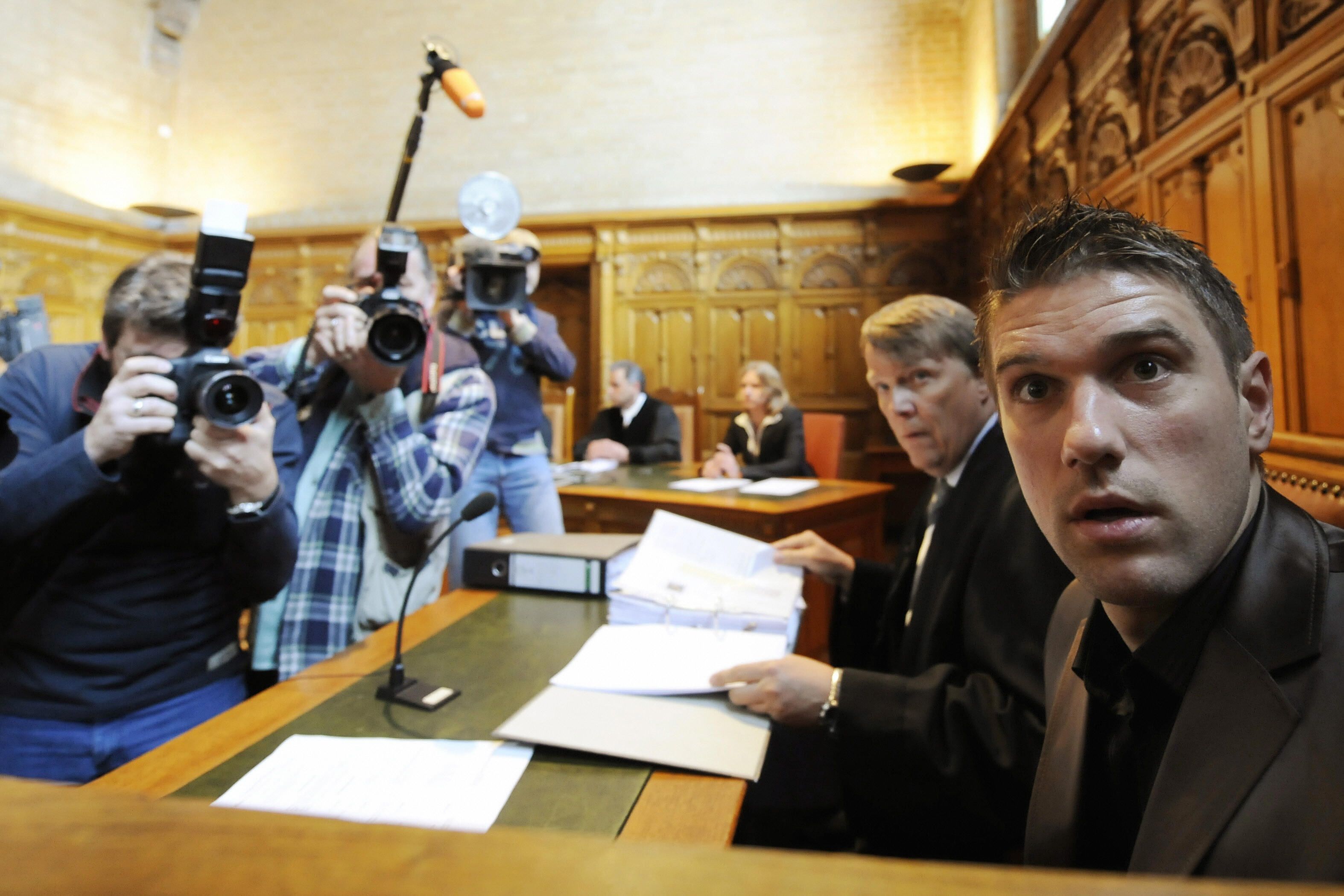 Ivan Klasnic (R), striker of the Croatia