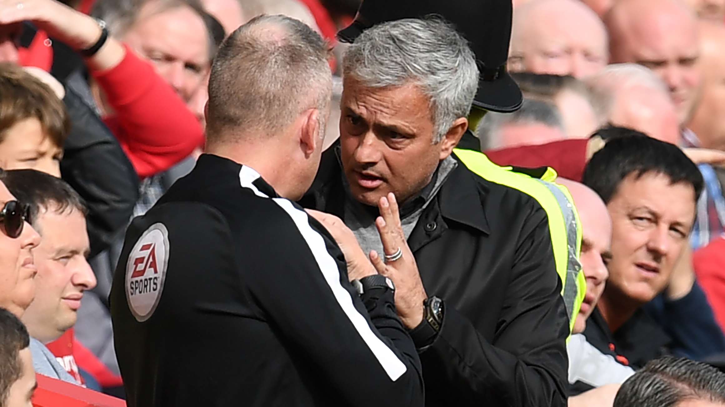 FBL-ENG-PR-LIVERPOOL-MAN UTD