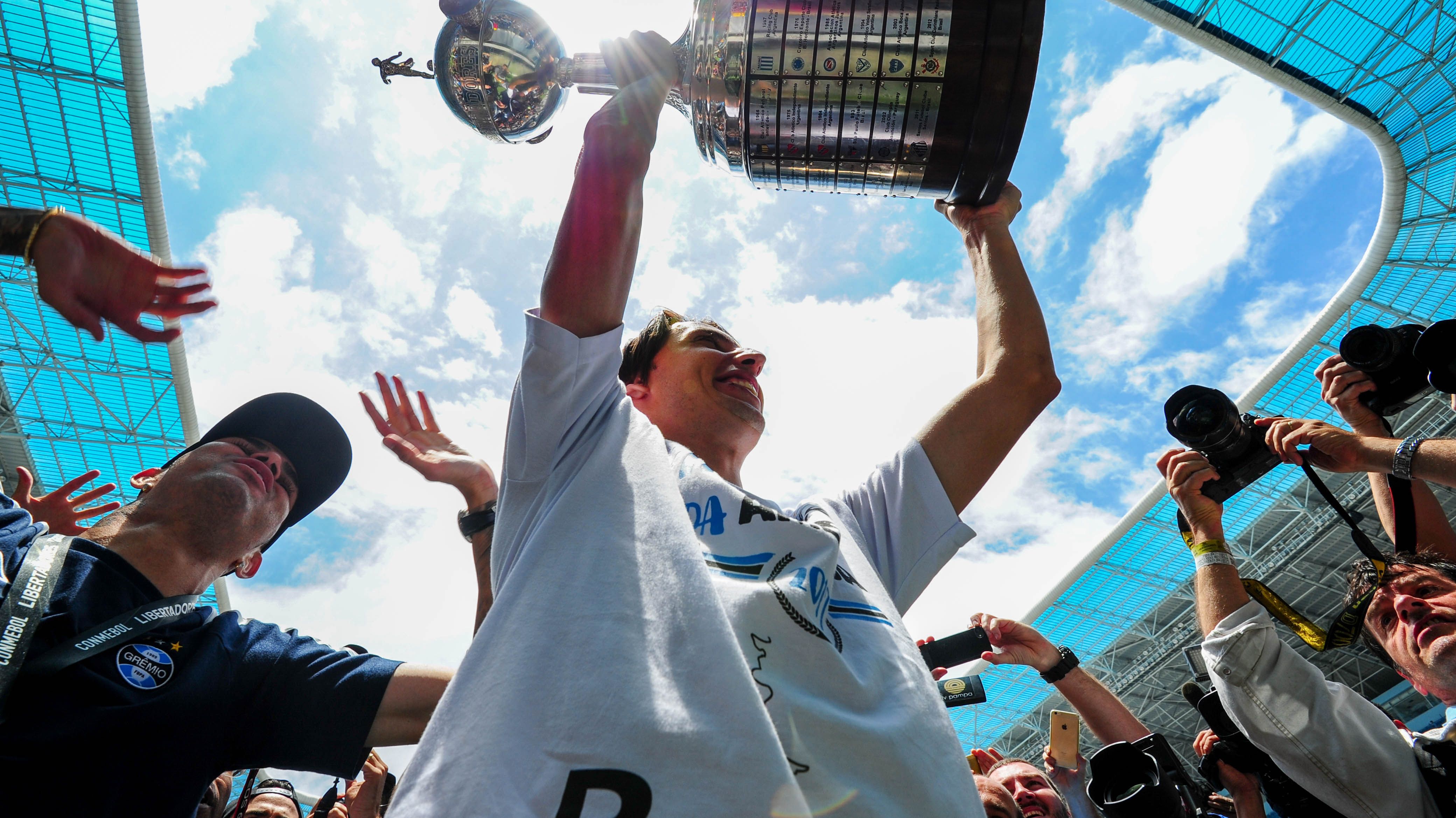 FBL-LIBERTADORES-GREMIO-CELEBRATION