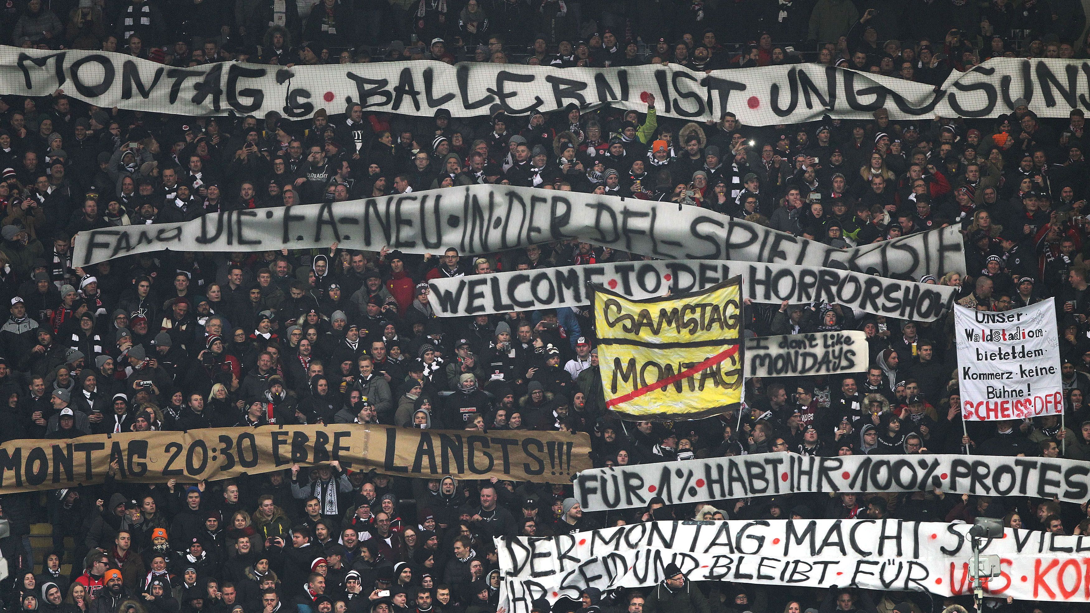 FBL-GER-BUNDESLIGA-FRANKFURT-LEIPZIG