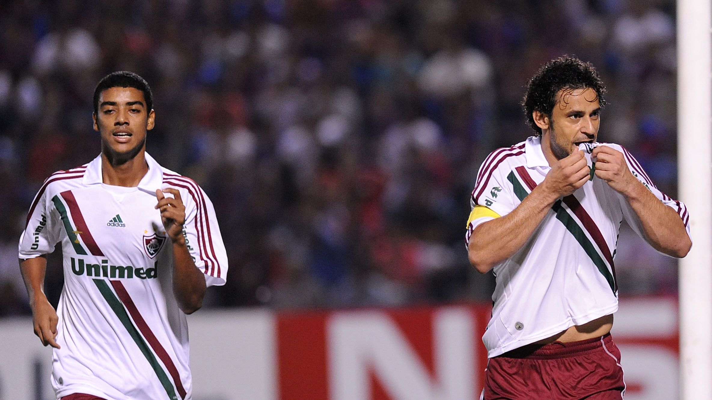 Brazilian Fluminense's Fred (R) celebrat