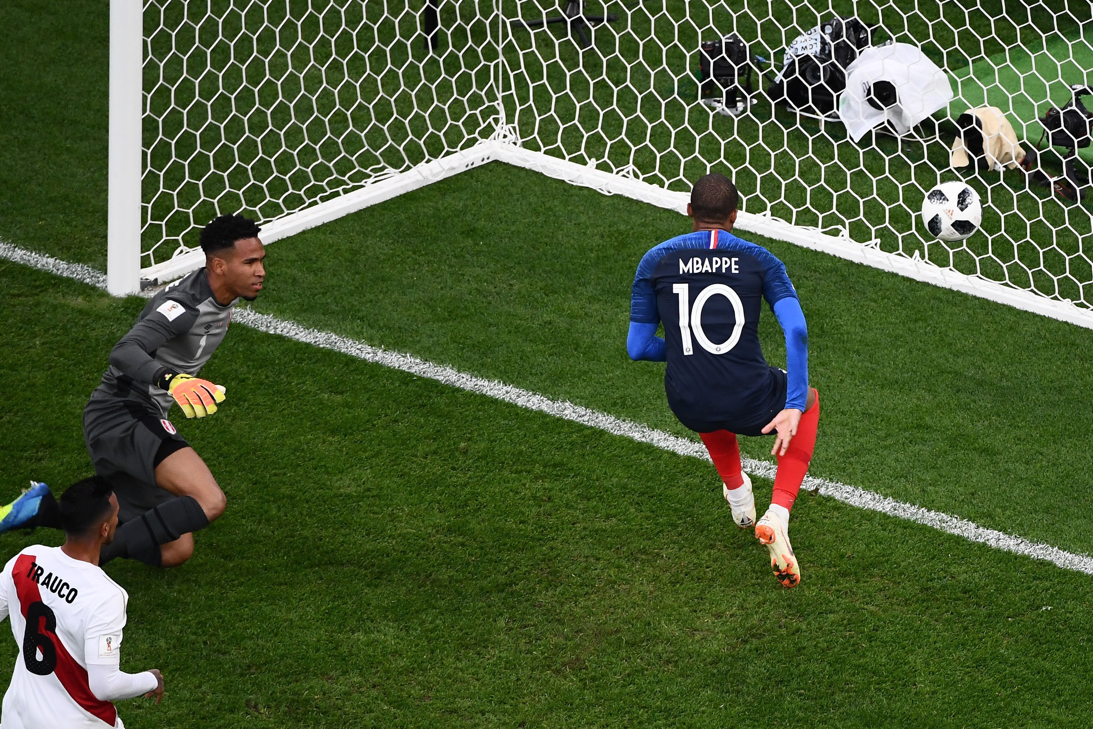 FBL-WC-2018-MATCH21-FRA-PER