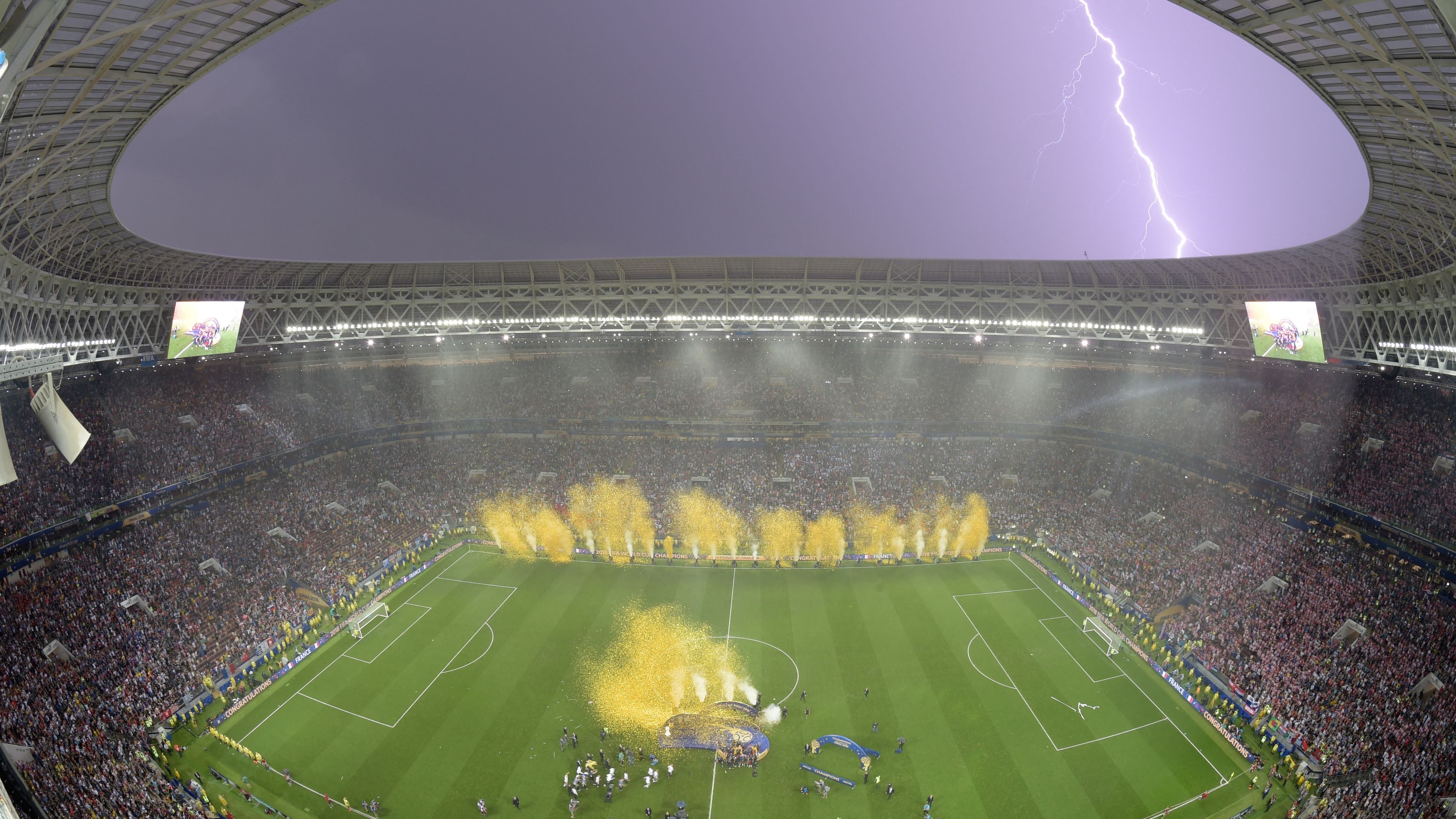 TOPSHOT-FBL-WC-2018-MATCH64-FRA-CRO