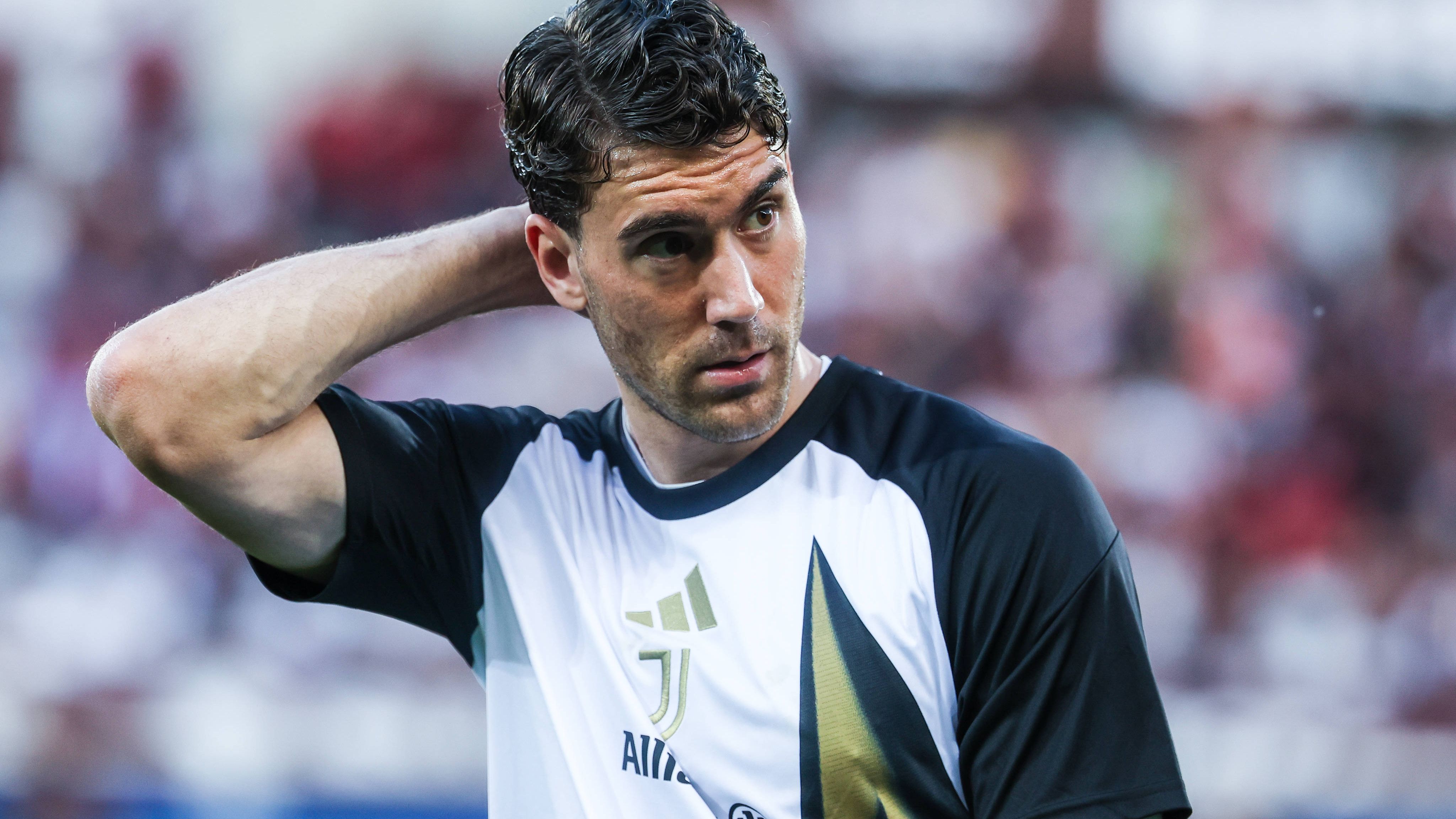 After failed Salah deal, Besiktas want Dusan Vlahovic