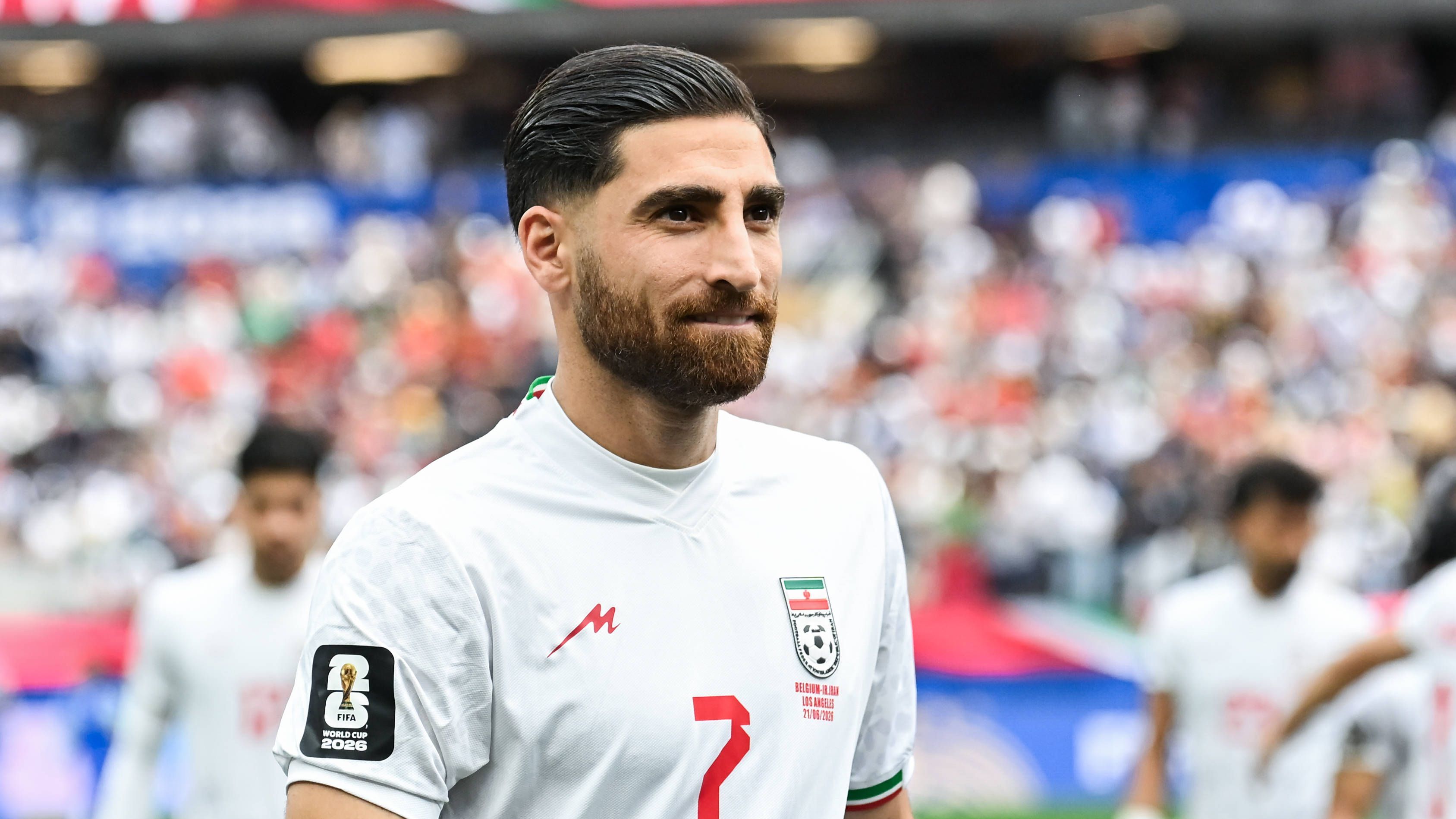 Alireza Jahanbakhsh retorna de forma surpreendente, com efeito imediato, à Eredivisie