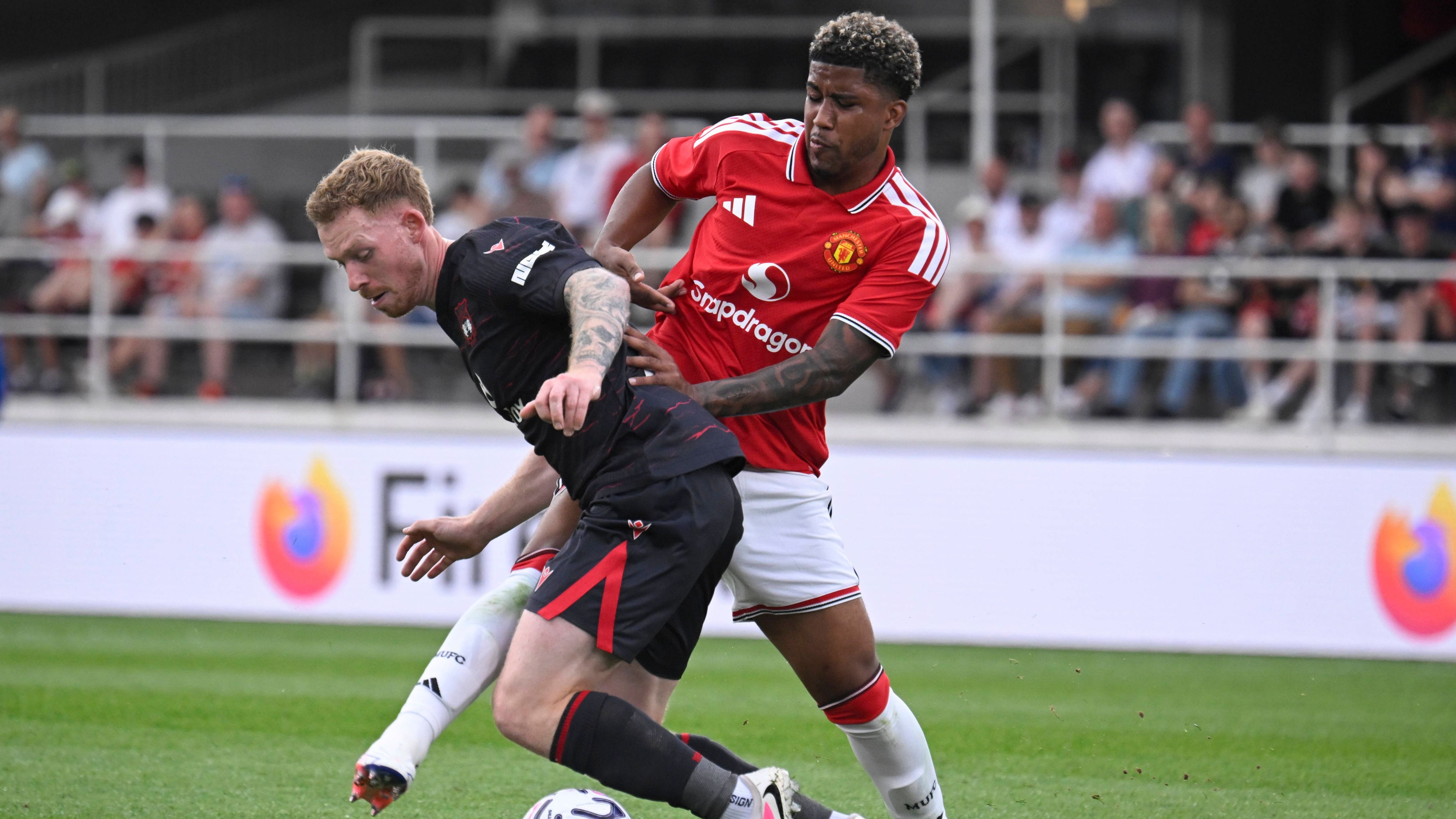 Mount Hails Santos: Is This Man Utd's Midfield Masterclass?