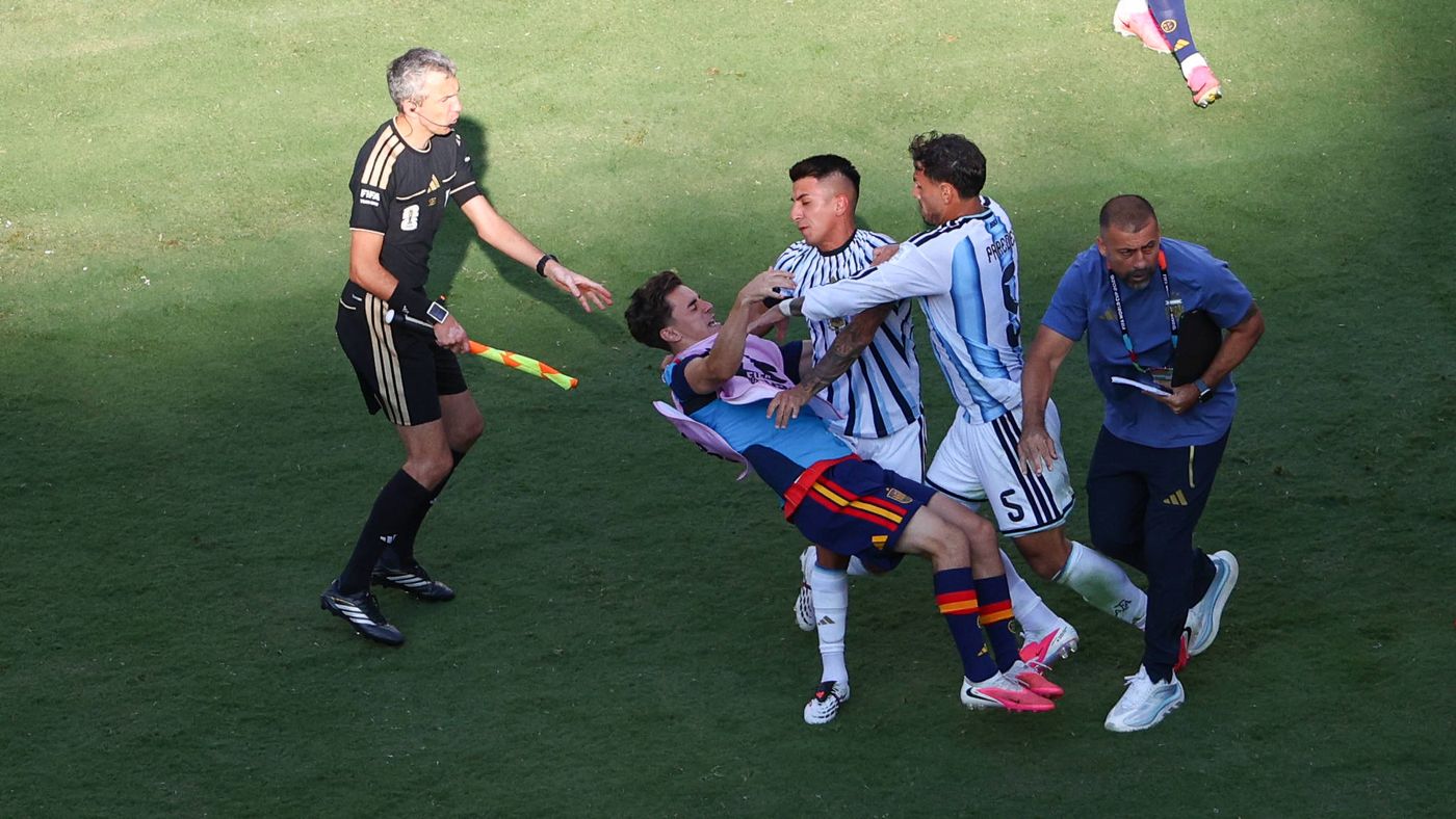 فيديو | "نراكم في أمسية العام" .. يامال يسخر من اعتداء باريديس على جافي بنهائي كأس العالم 2026