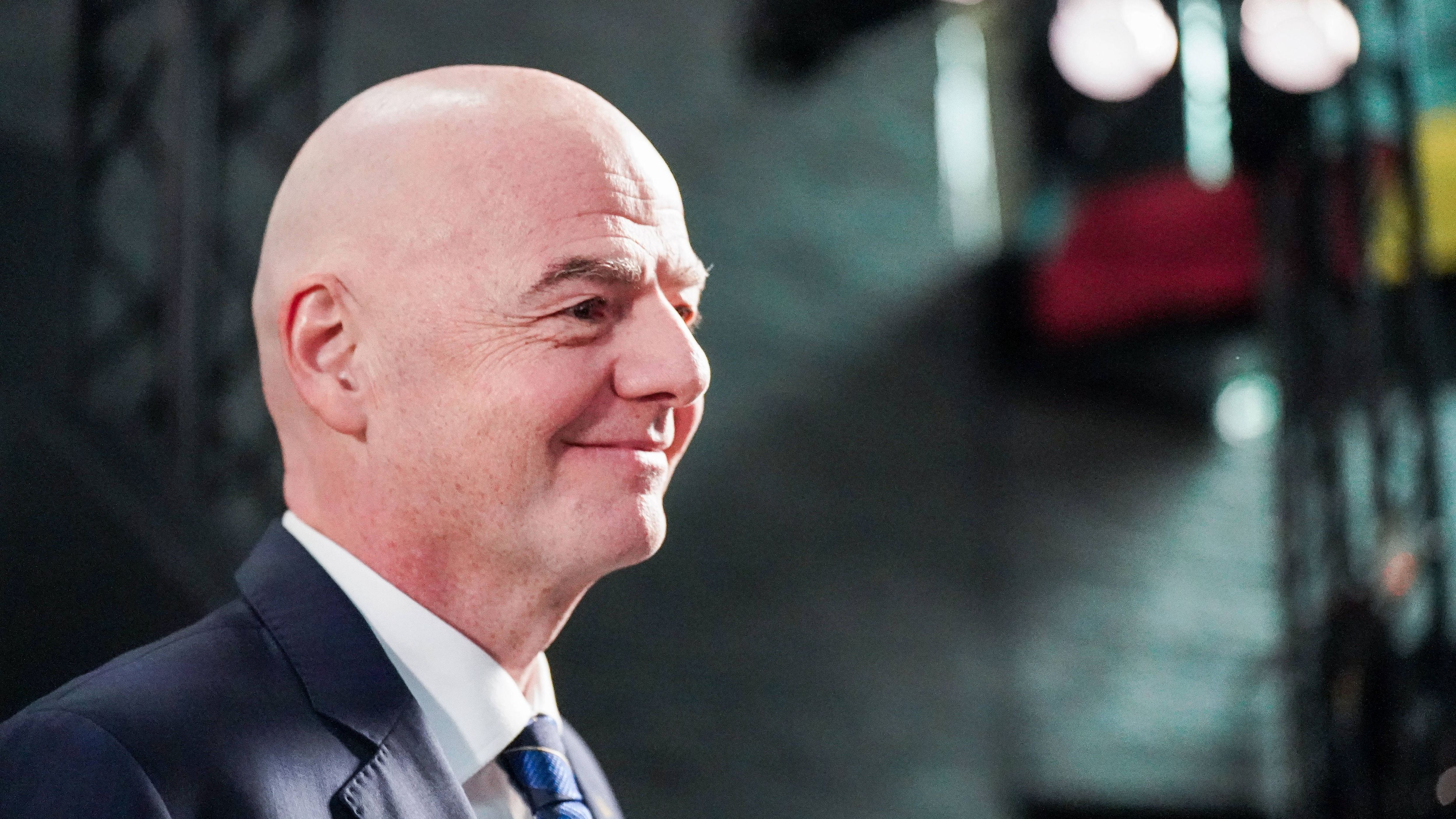Nouveau scandale : « Infantino a organisé une promotion gigantesque pour sa maîtresse secrète »