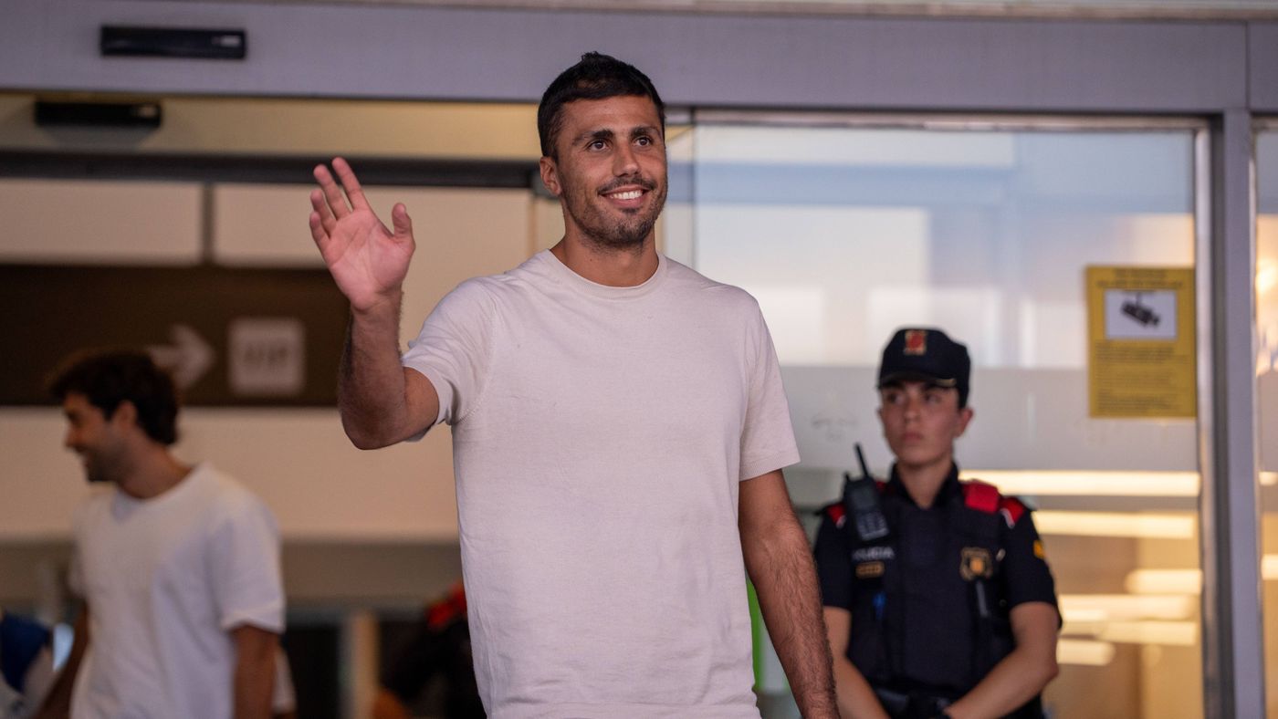 كواليس صادمة.. تهمة البطء و"مكالمة بستاني برشلونة" سبب رفض رودري لريال مدريد!