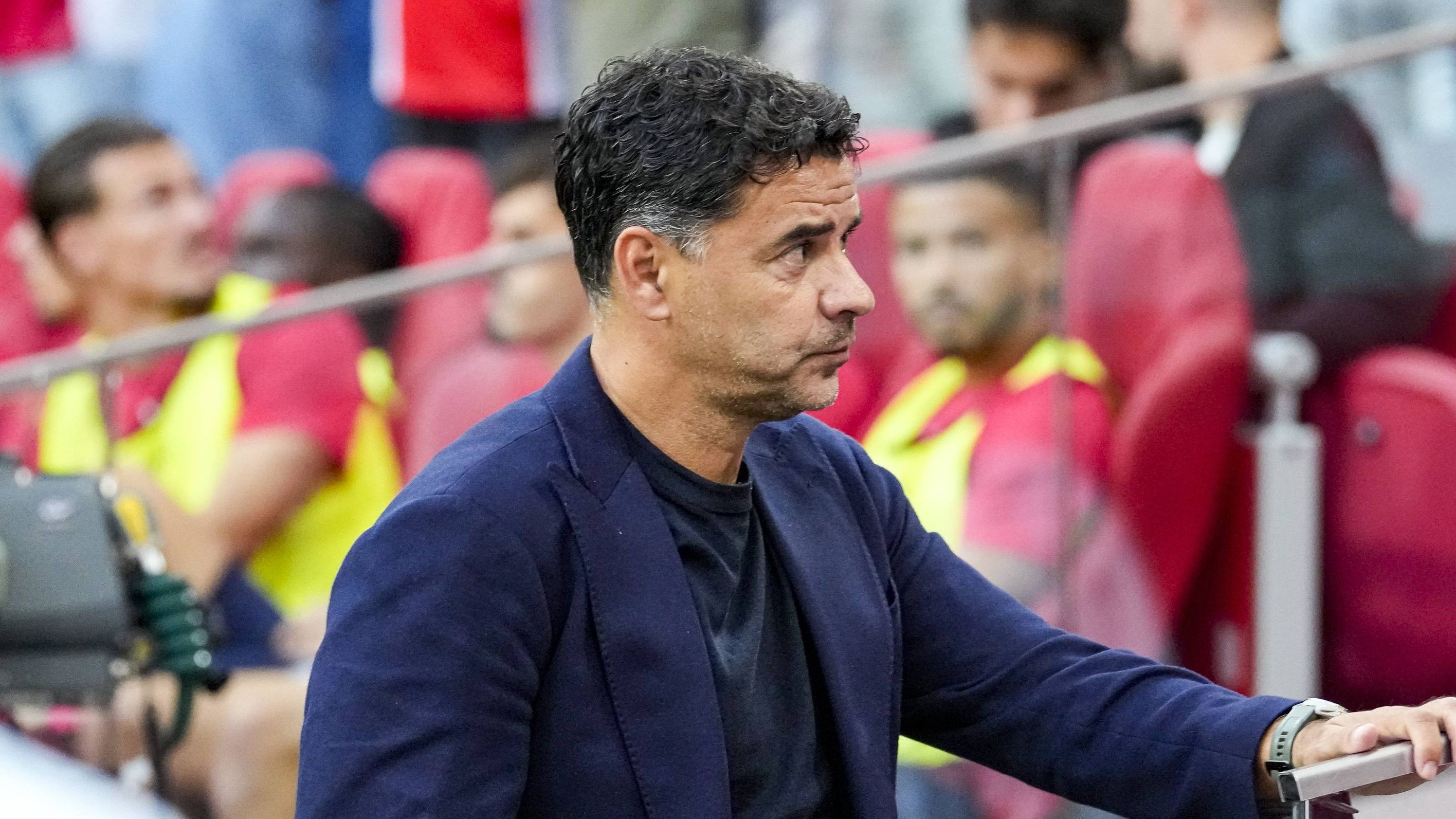 O Ajax já tem um ‘camisa 6’ em casa? “Espero poder jogar ali”