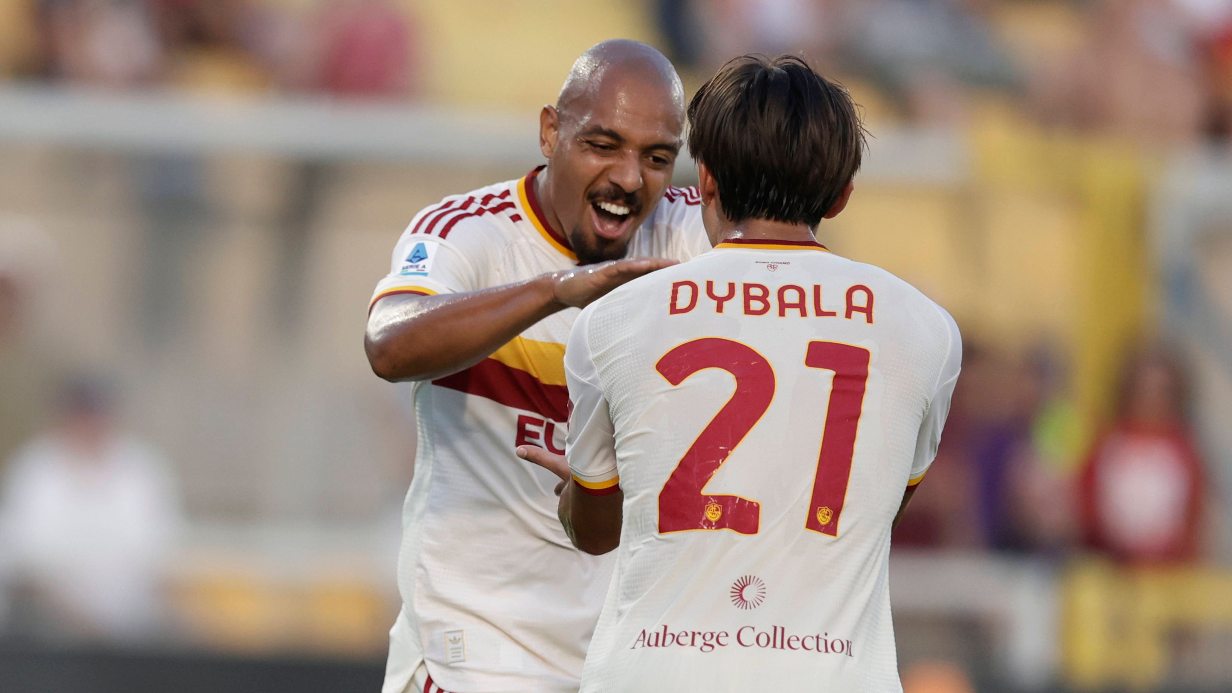 Donyell Malen brilha novamente e garante ampla vitória da Roma na estreia de Marten de Roon