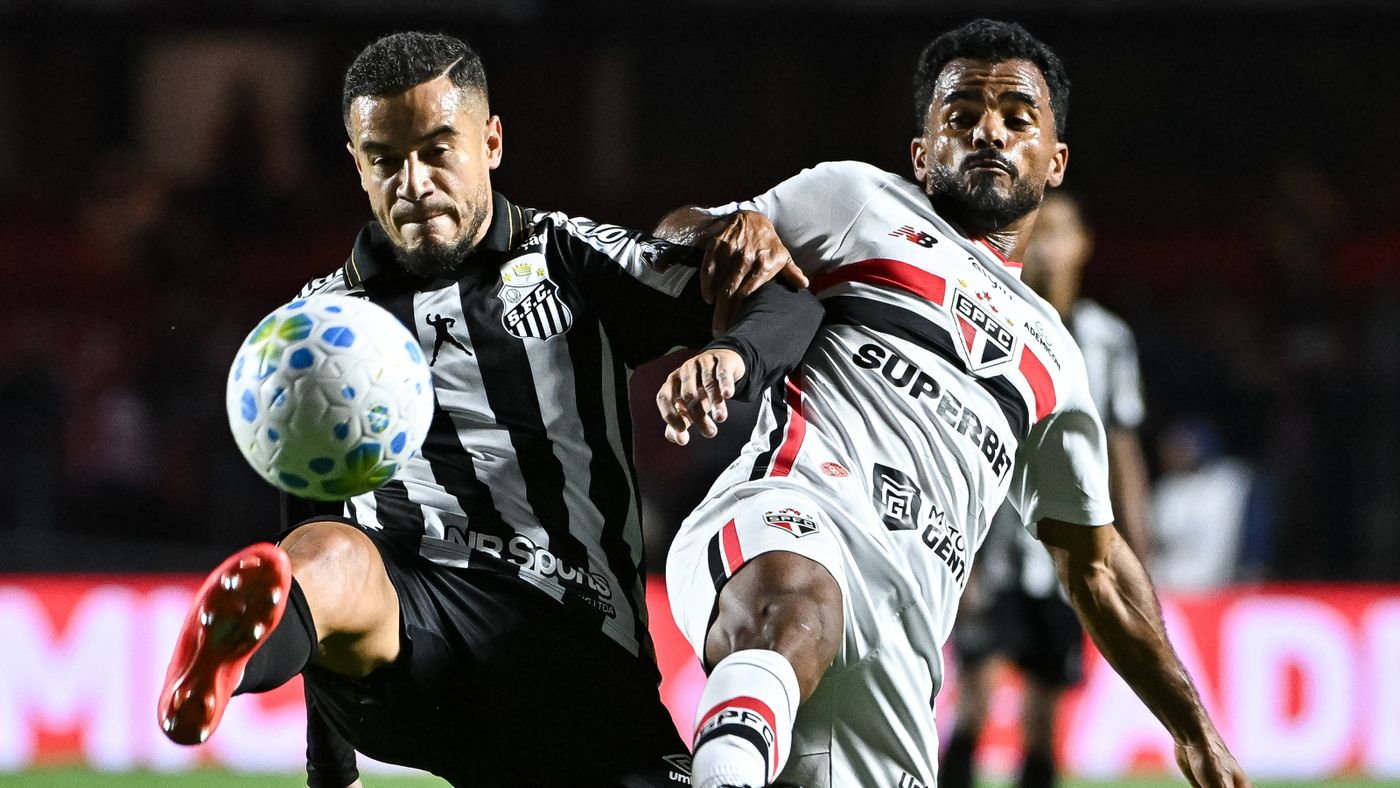 في غياب نيمار .. كوتينيو يتألق في الظهور الأول ويقود سانتوس لمواصلة اكتساح الدوري البرازيلي