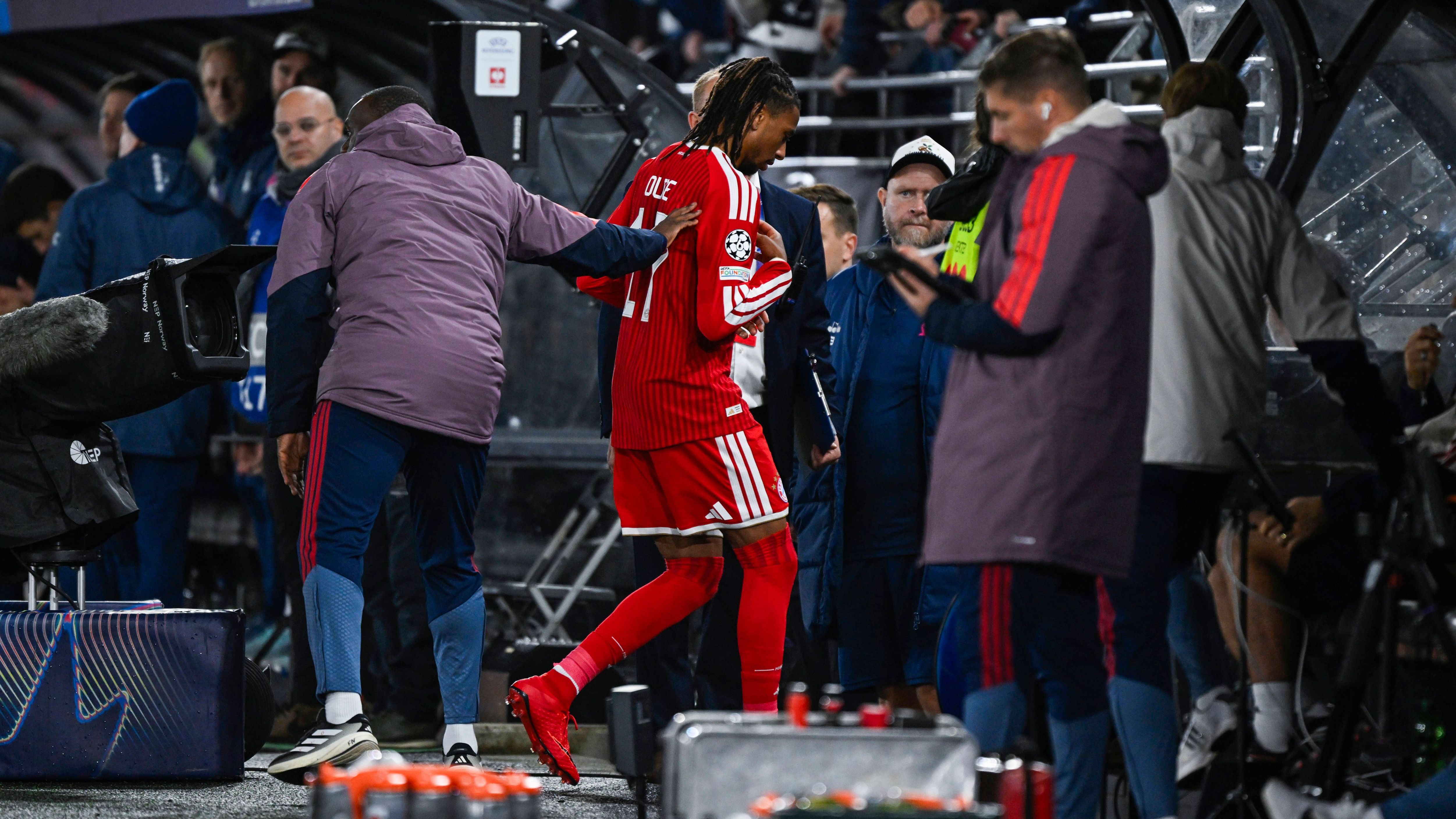 Harry Kane laments 'shame' of Michael Olise red card as Bayern Munich ...