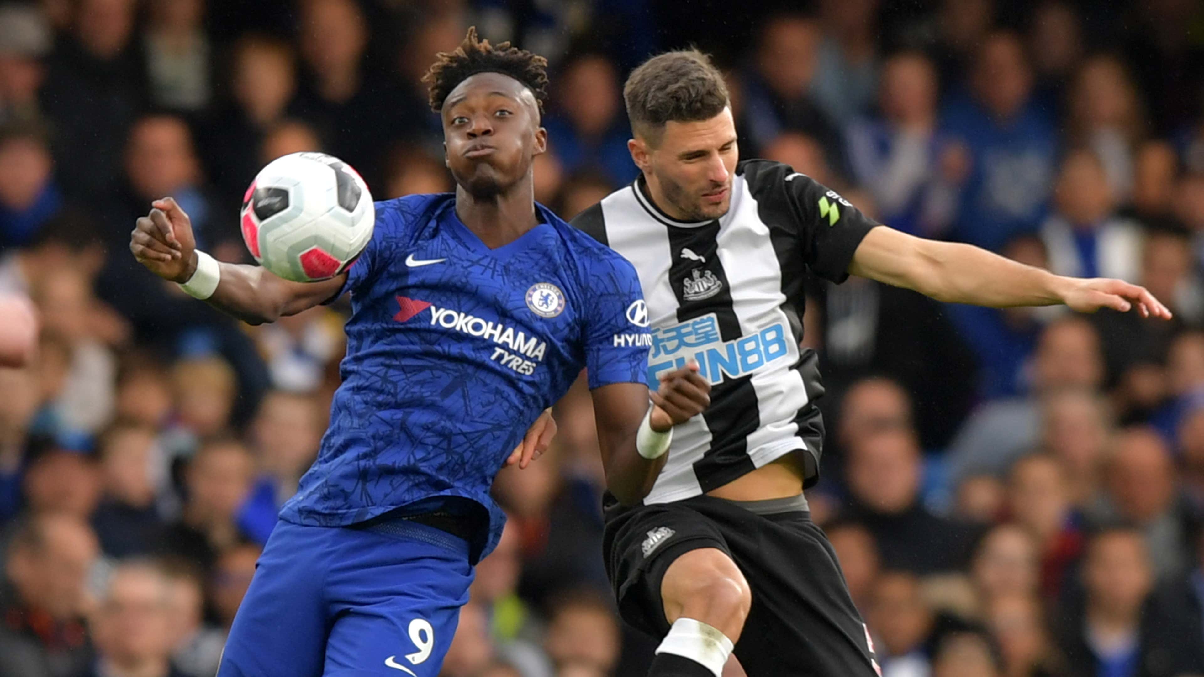 Tammy Abraham, Fabian Schar, Chelsea vs Newcastle 2019-20