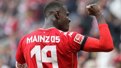 Moussa Niakhate Mainz 2021-22