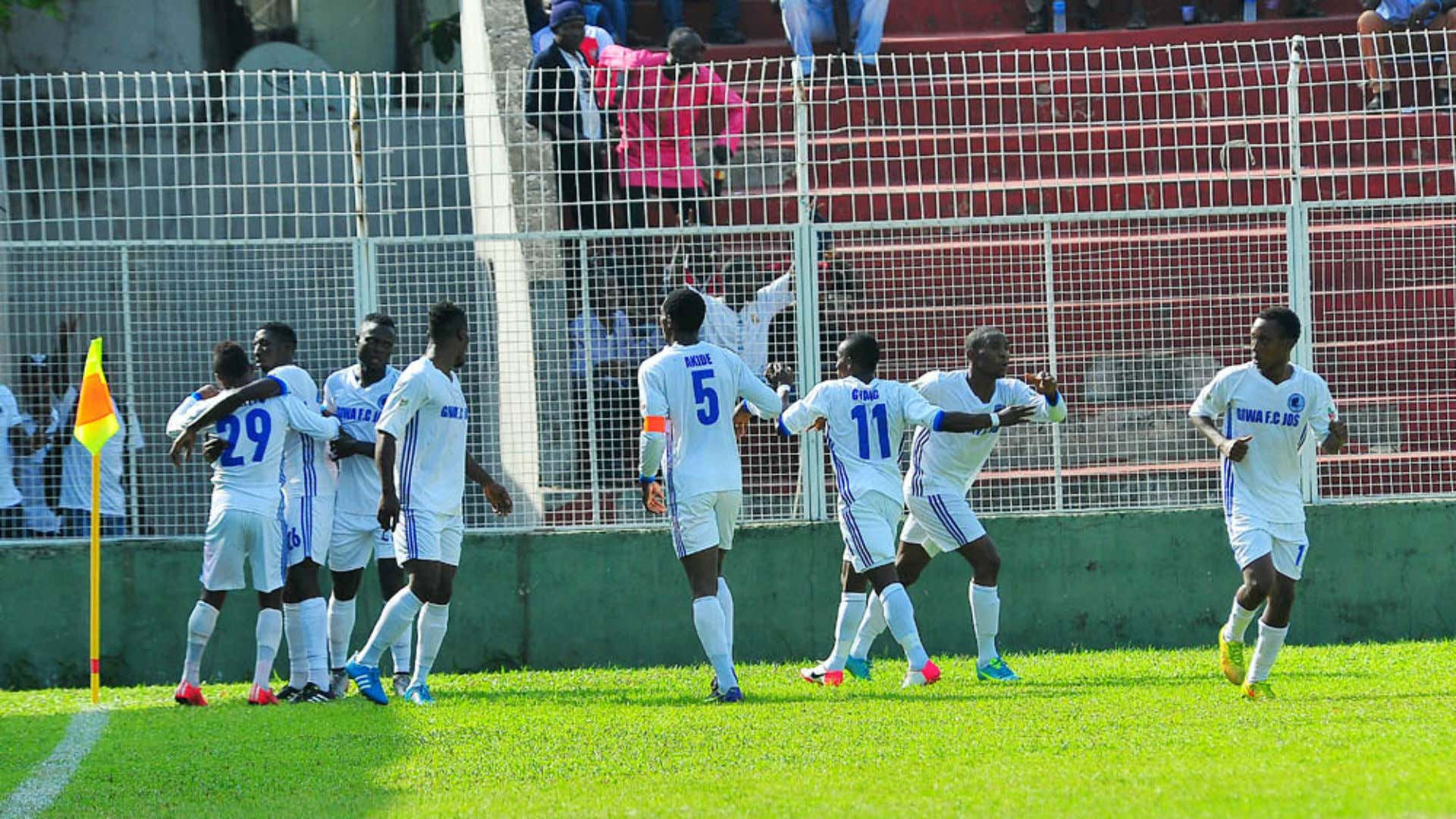 Giwa FC celebrate scoring against Ikorodu United 20032016