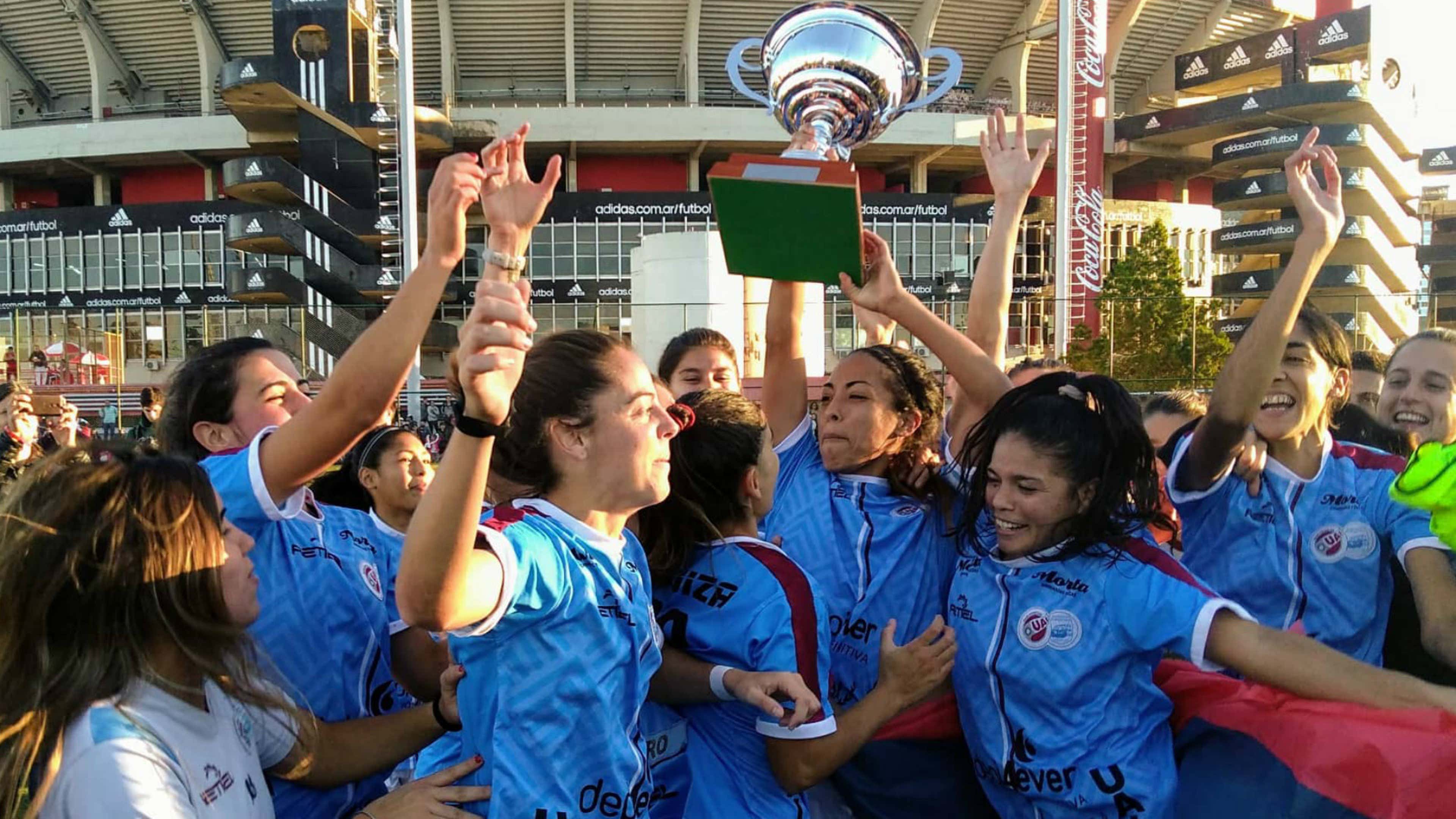 UAI Urquiza Campeon Femenino 201819