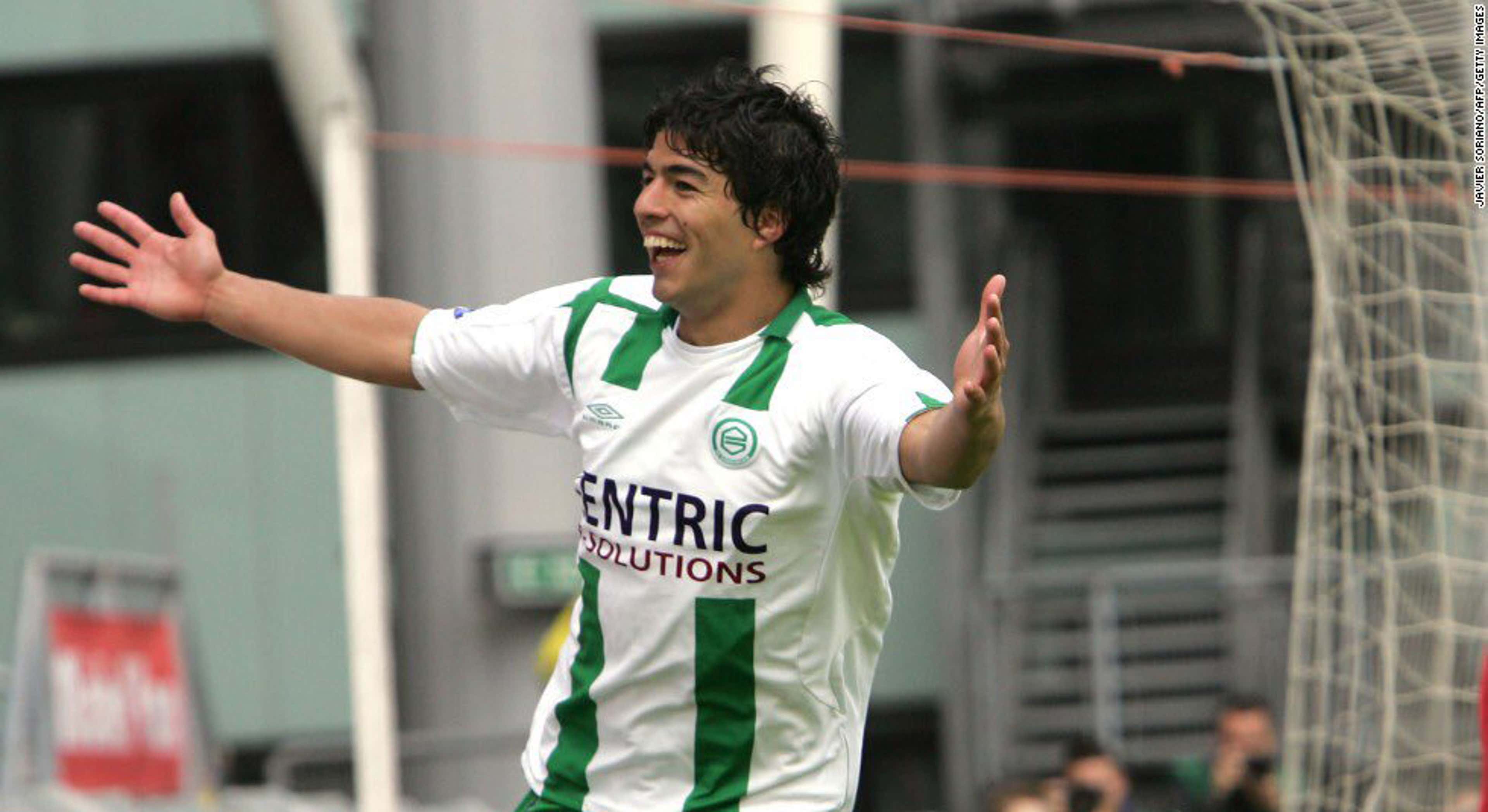 Os gols, times e títulos de Luís Suárez na carreira