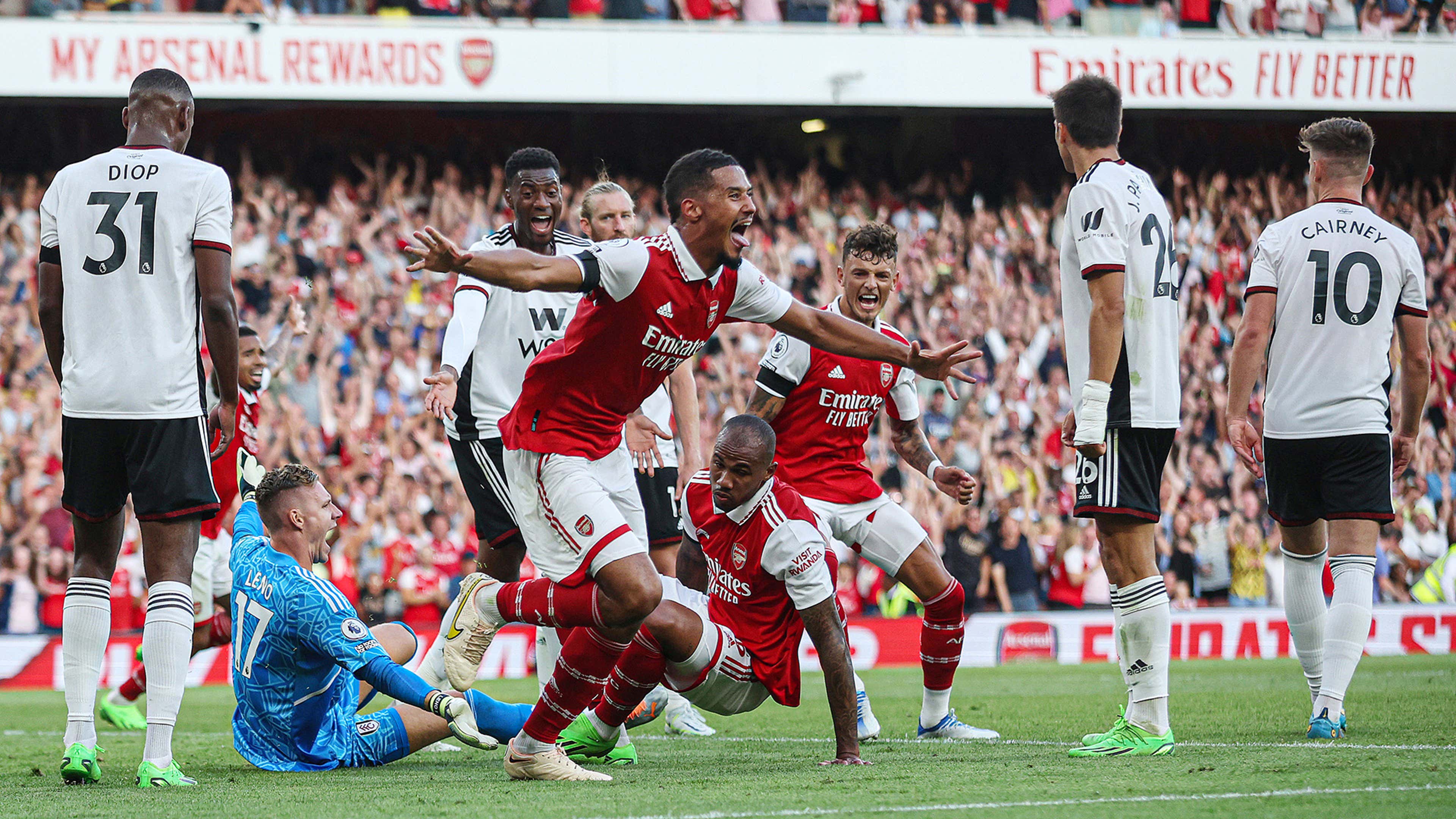 Newcastle in title race after Arsenal draw but coach remains humble