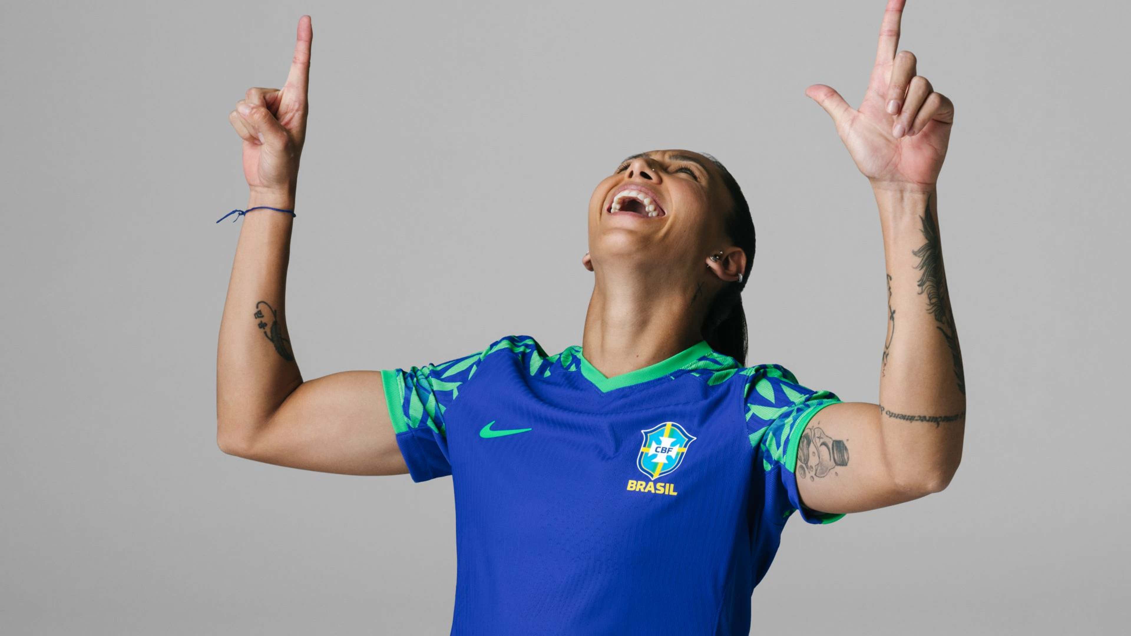 Mãe natureza em destaque: camisa do Brasil para Copa Feminina 2023  homenageia biodiversidade