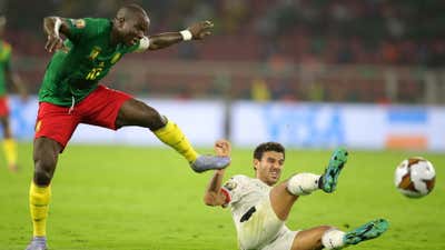 Vincent Aboubakar, Hamdy Fathi, Cameroon vs Egypt, February 2022