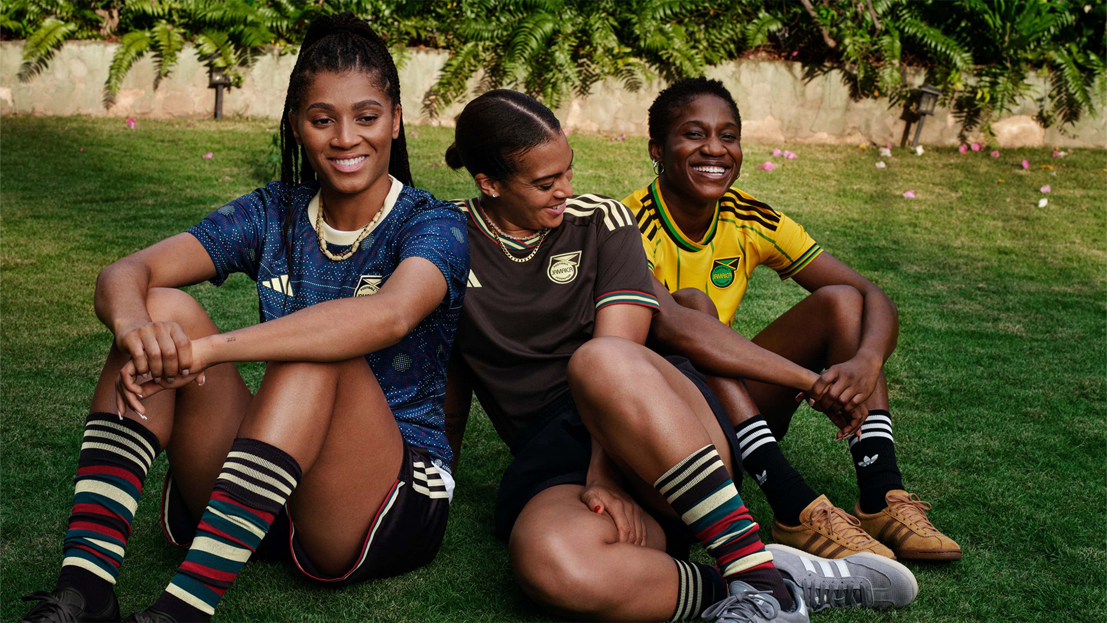 klokke maske Stille adidas and Jamaica finally unveil 2023-24 kit collection in collaboration  with Wales Bonner | Goal.com