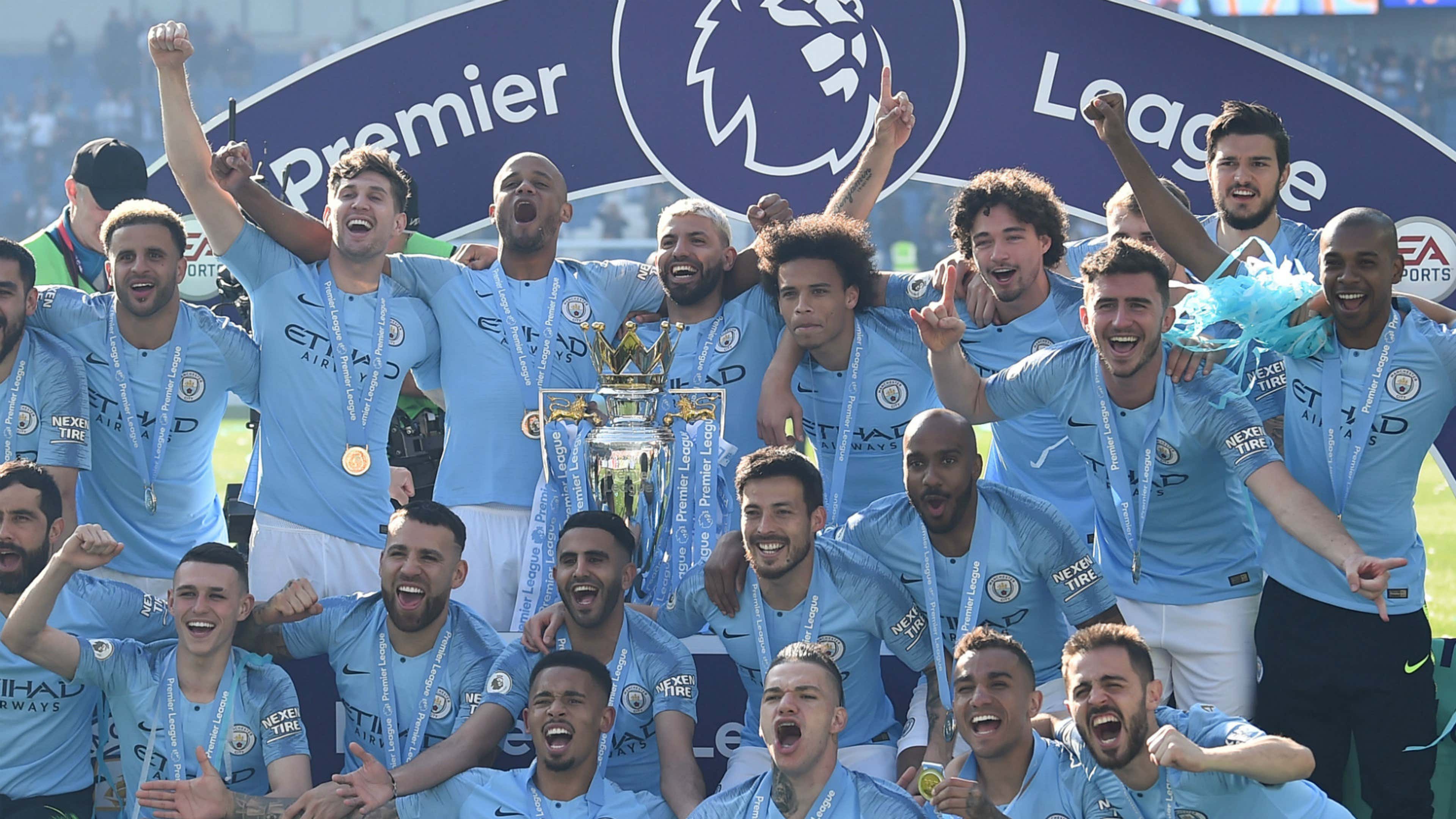 Manchester City celebrate 2018-19