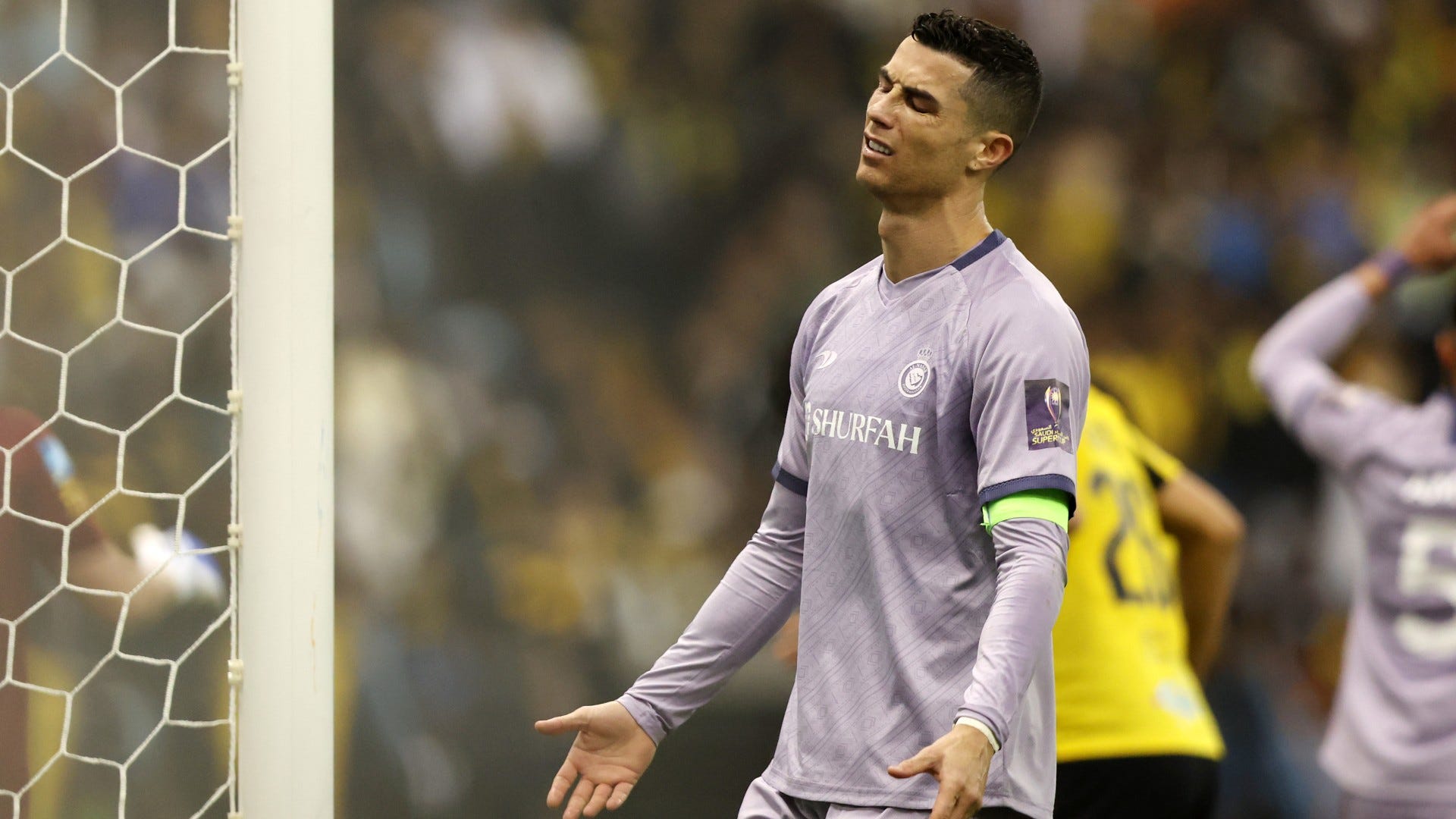 WATCH: Angry Saudi journalist mocks Ronaldo & his 'Siu' celebration as he leaves stadium in a huff after Al-Nassr Super Cup loss | Goal.com United Arab Emirates